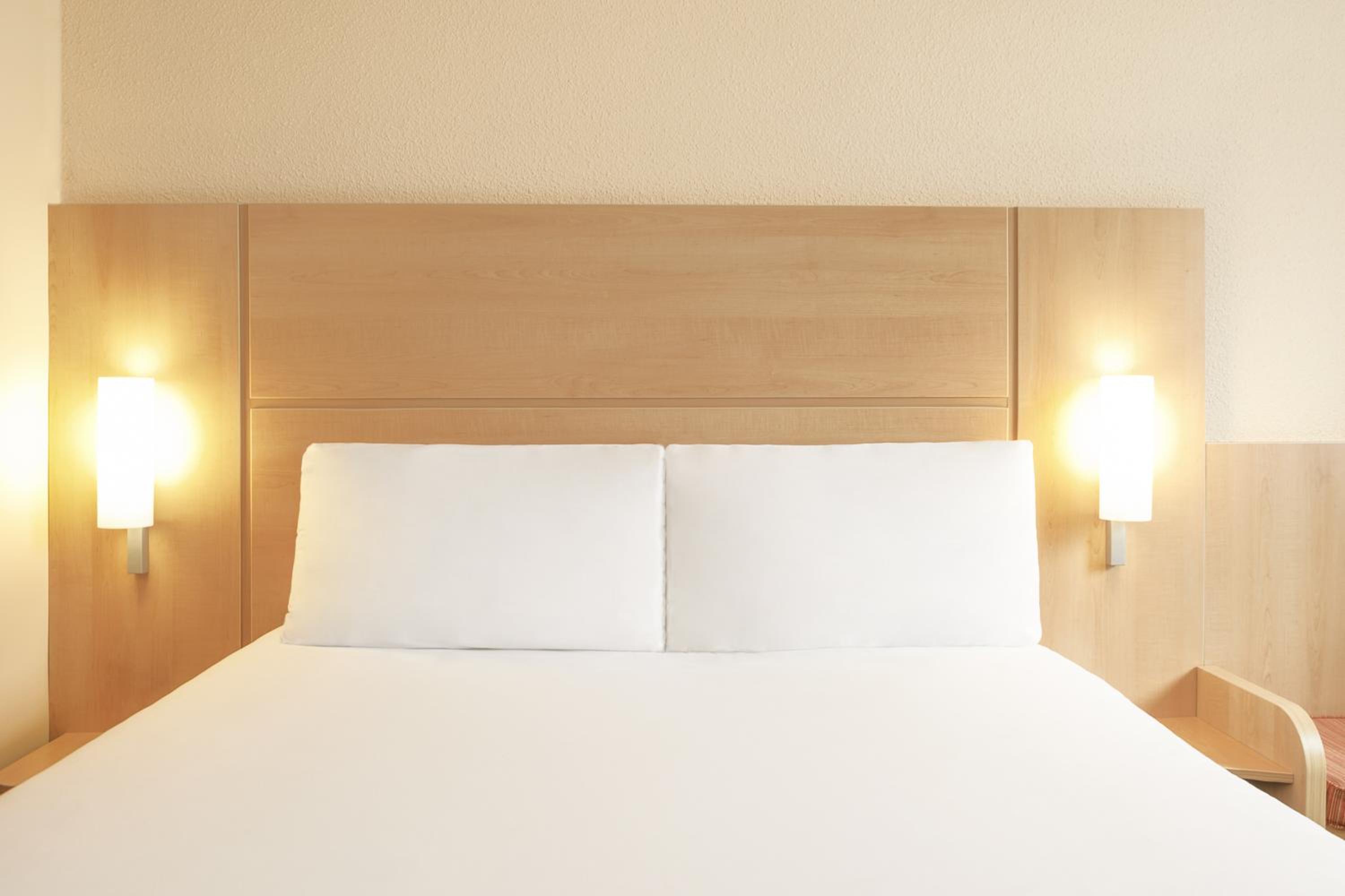 Double Room - Photo 12