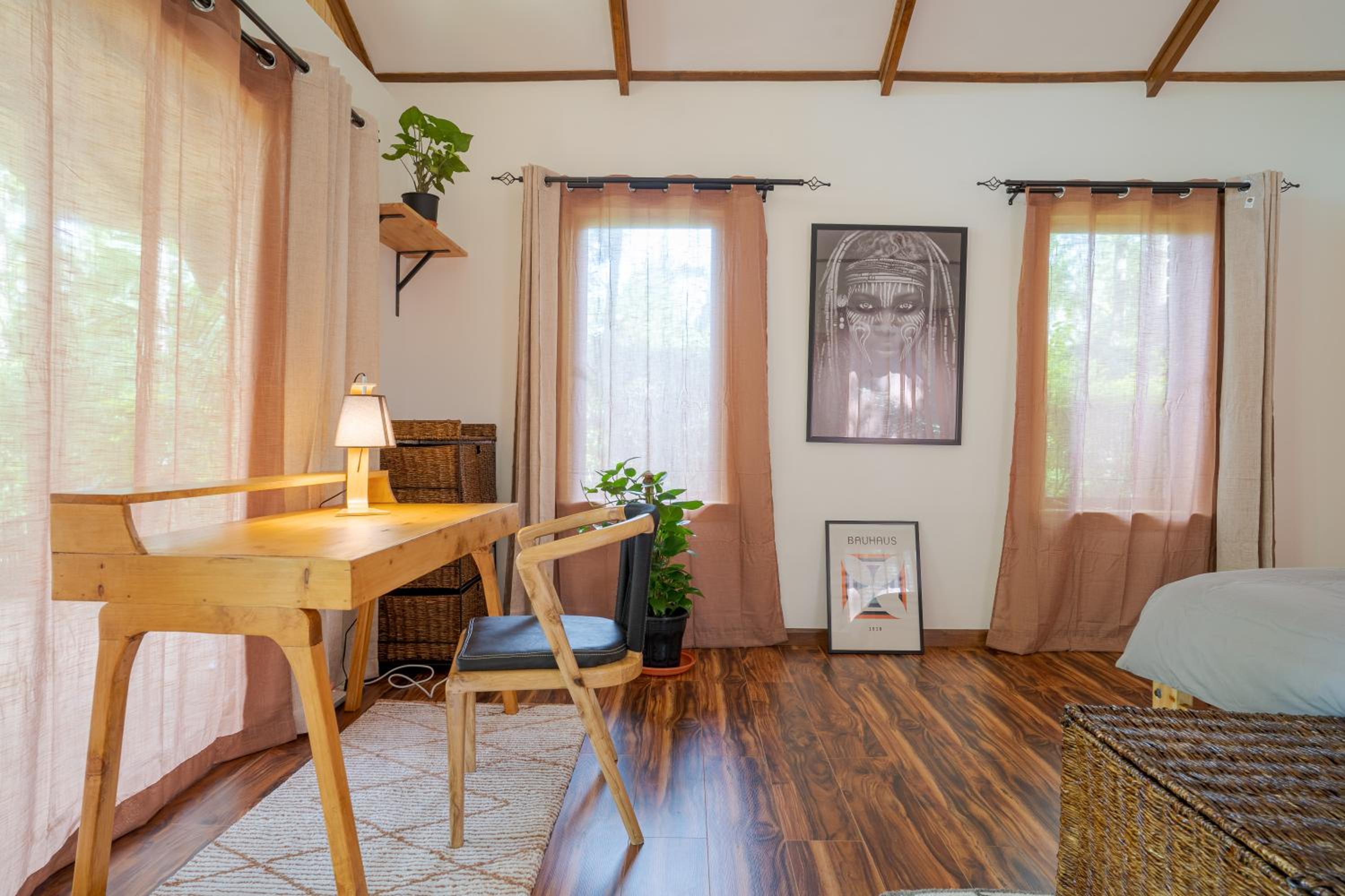 Deluxe Bungalow with Garden View photo 3