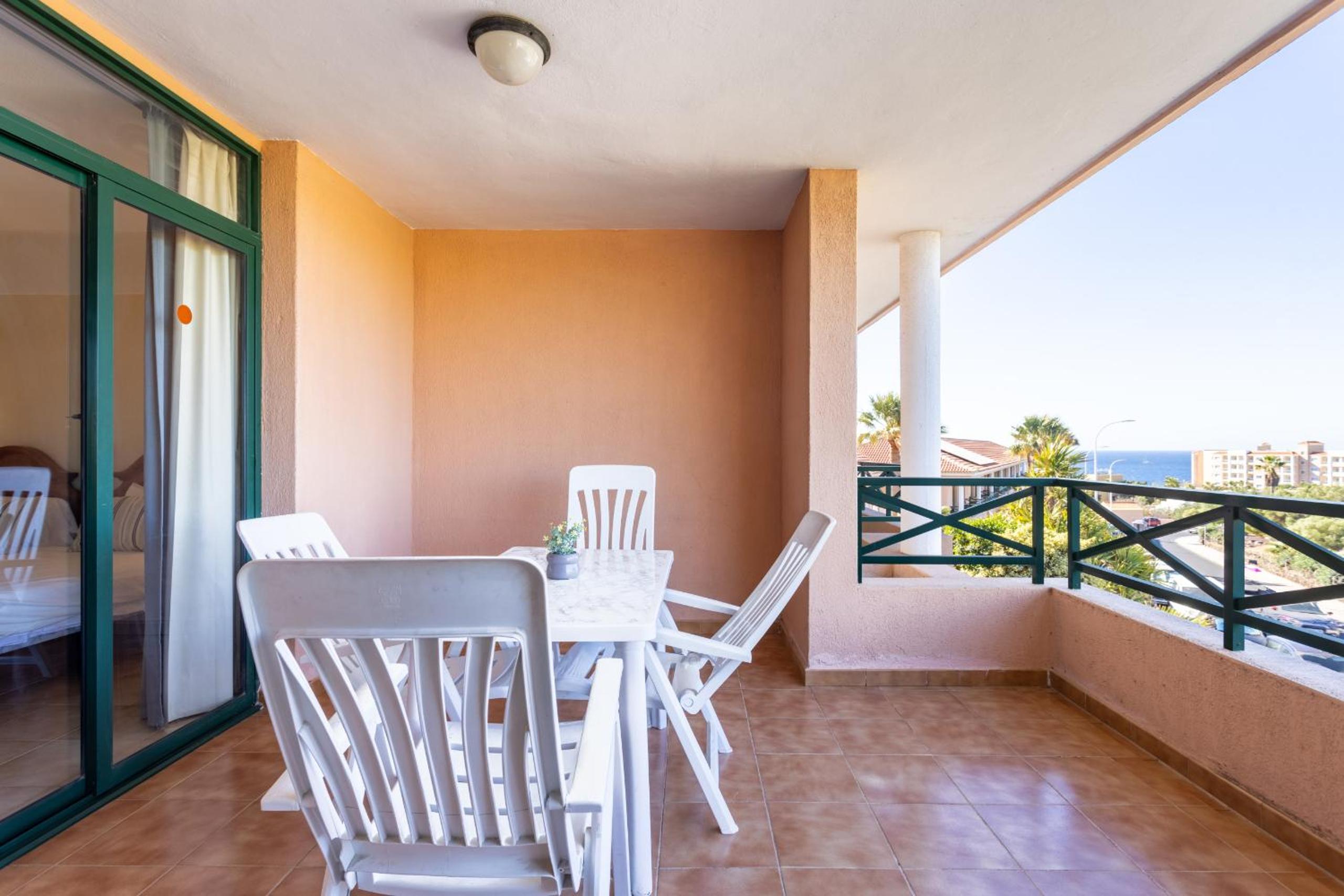 Apartment with Terrace photo 2
