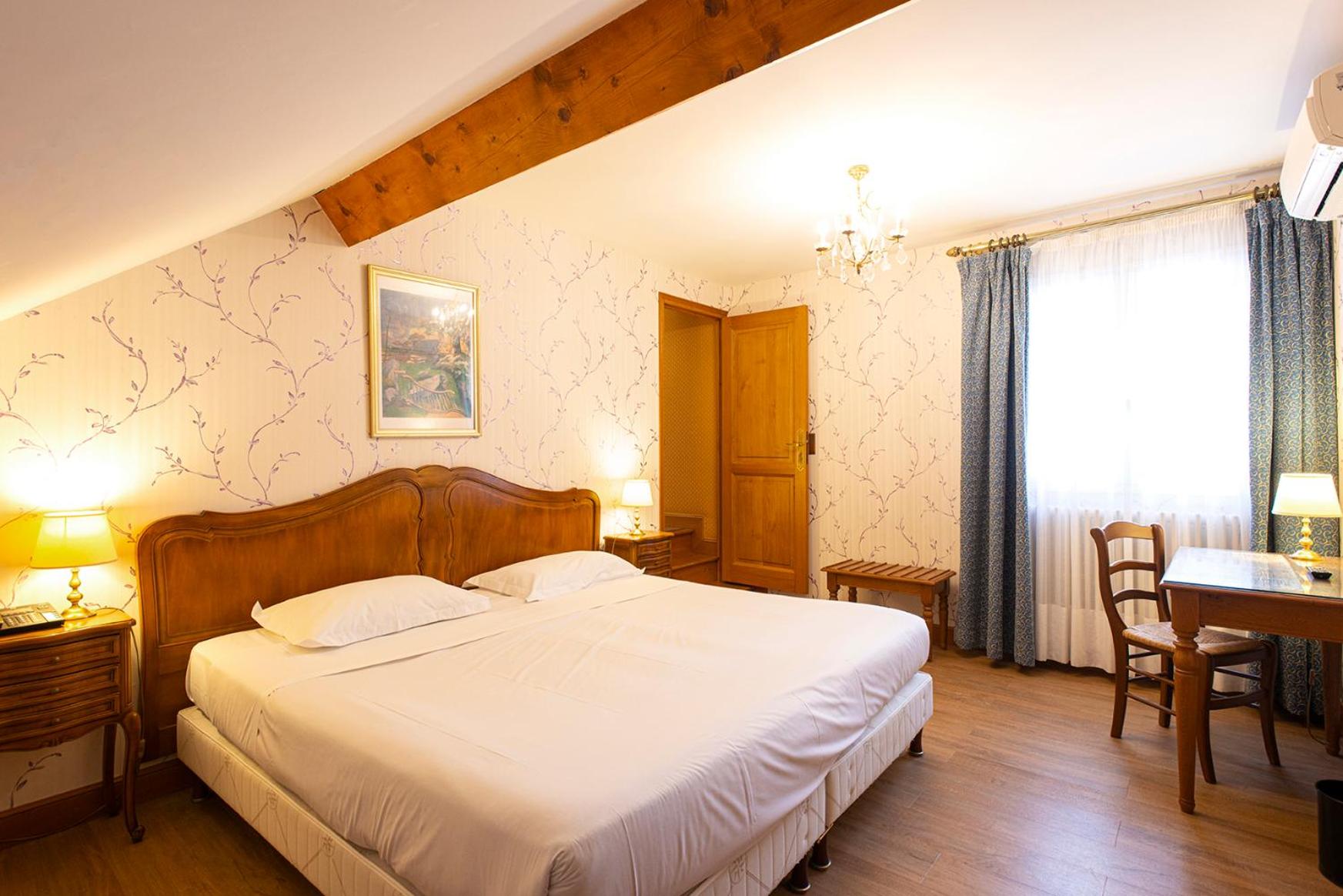 Family Suite (4 - 5 People) photo 1