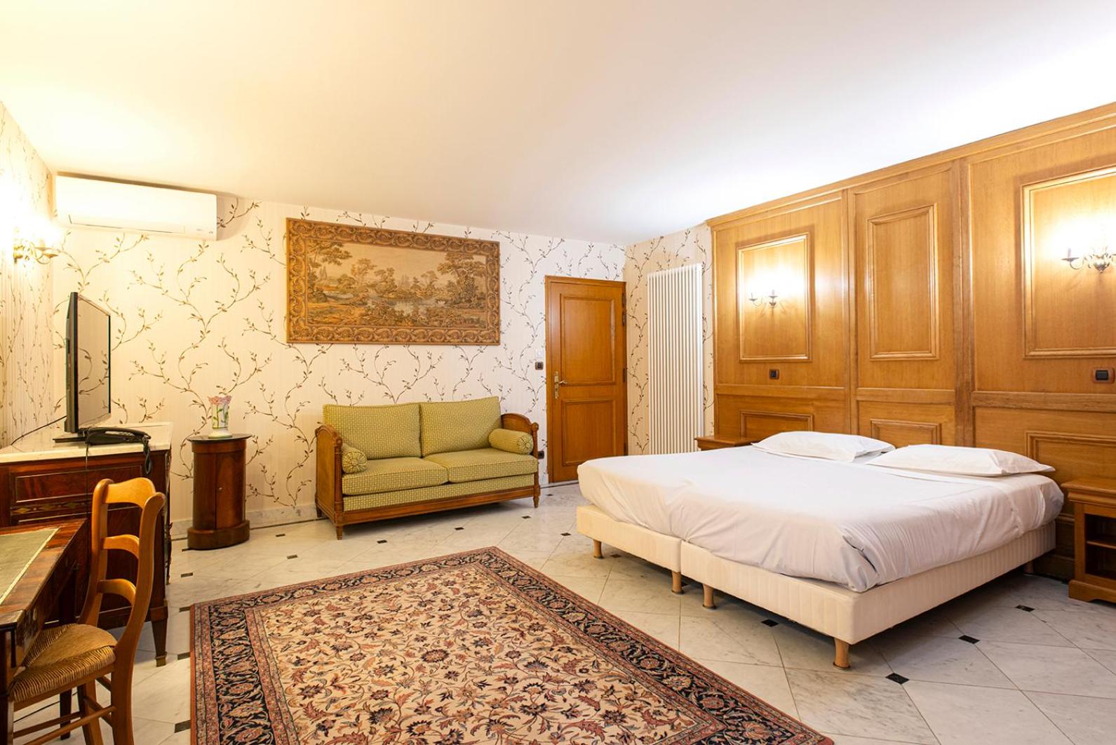 Suite (2 Adults) - Photo 2