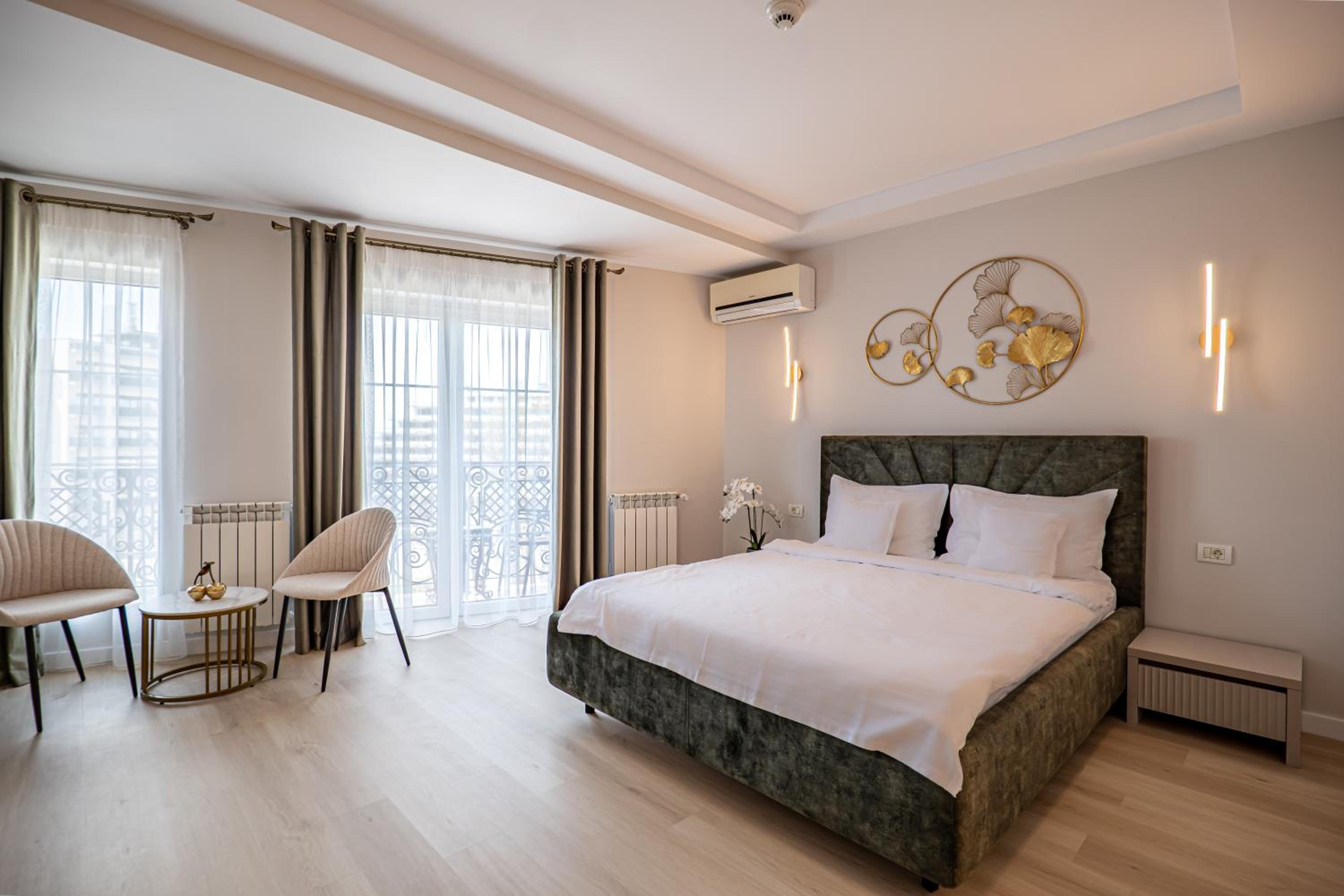 Standard Double Room - Photo 3