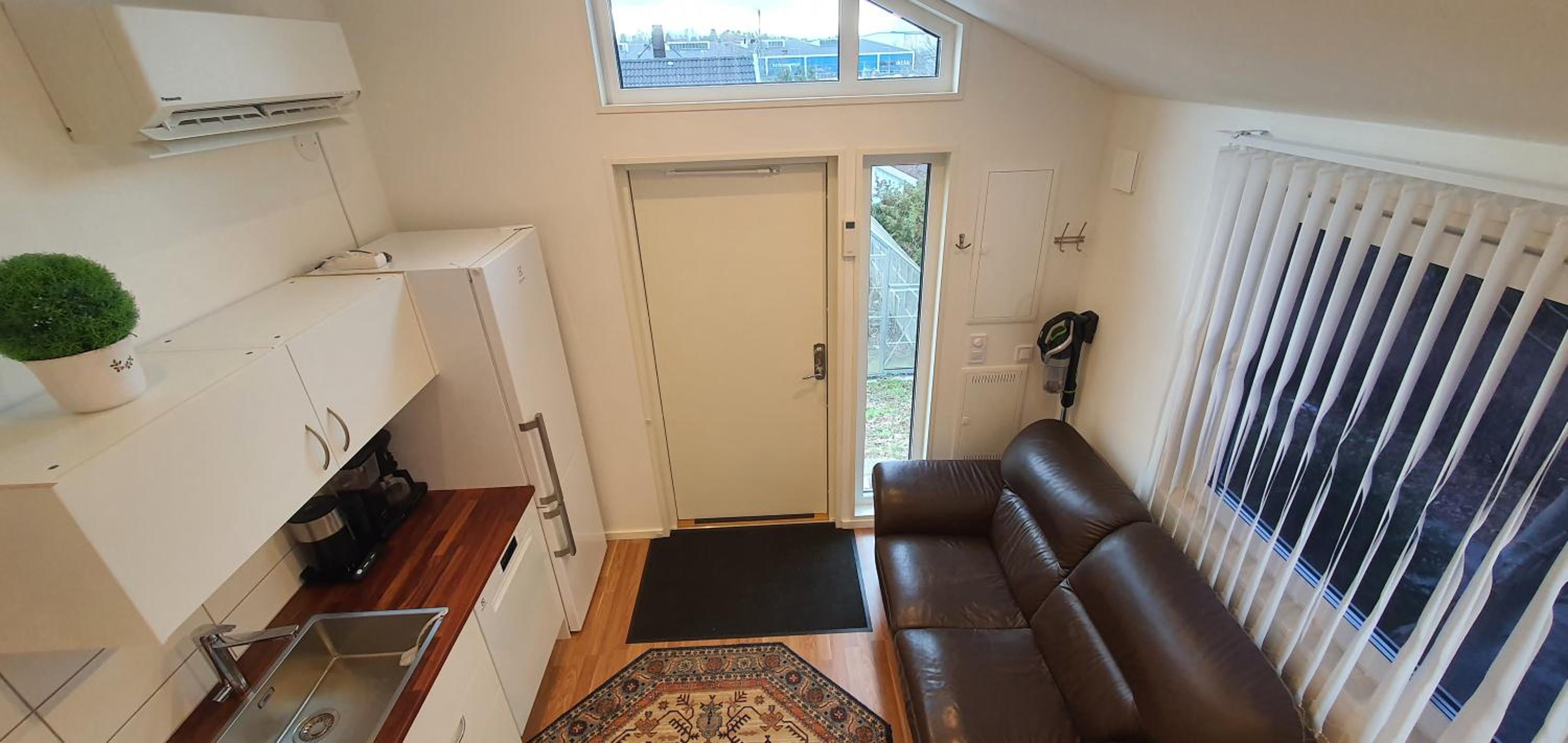 Apartment With Garden View
