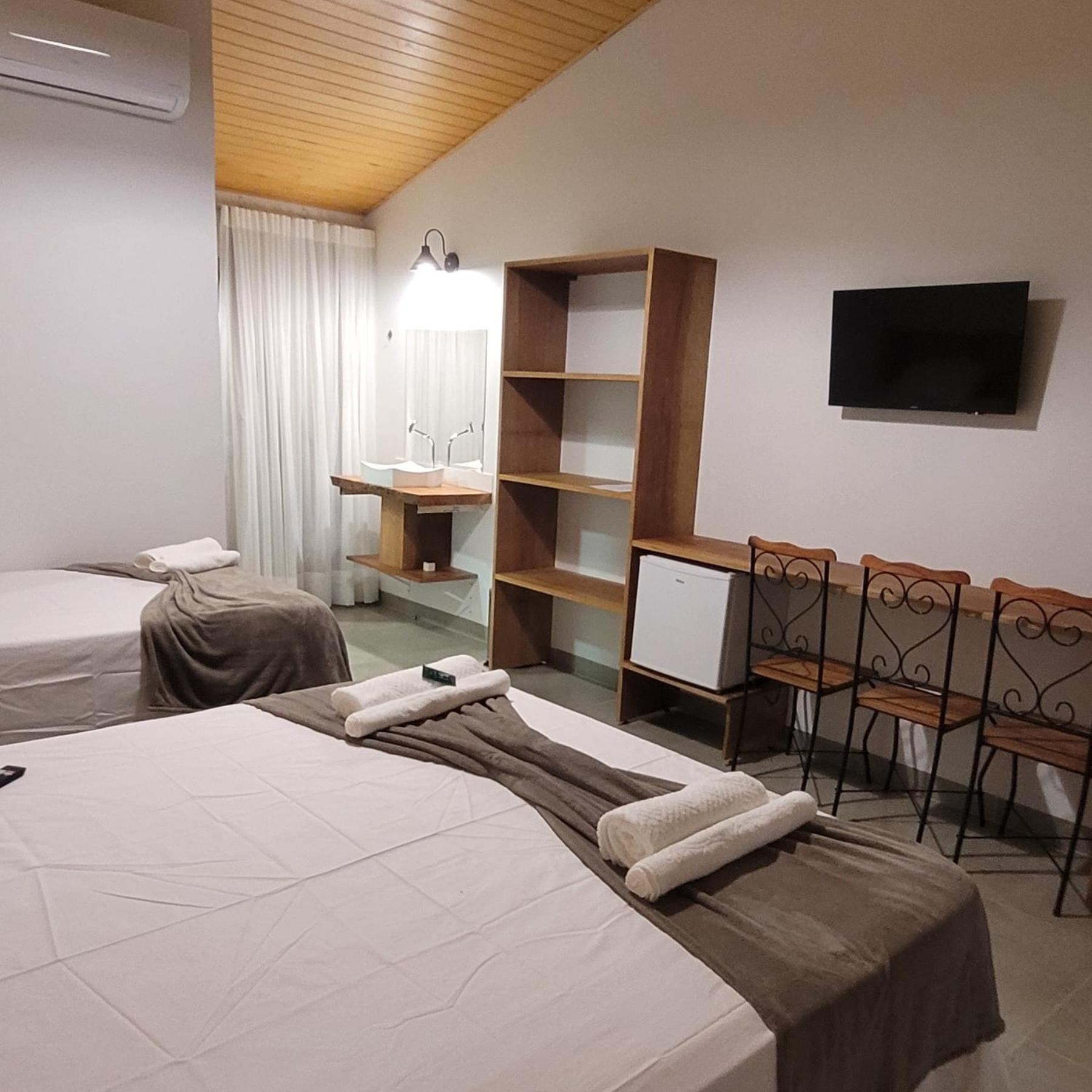 Standard Triple Room photo 3