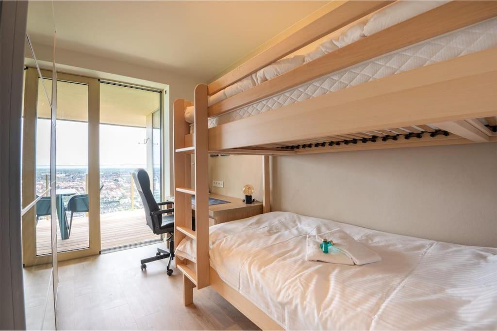 Three-Bedroom Apartment photo 1