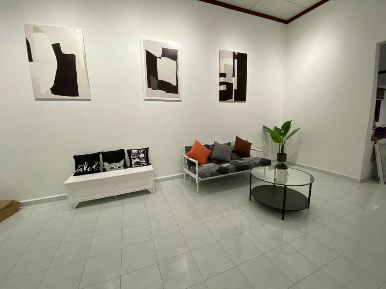 Villa photo 2