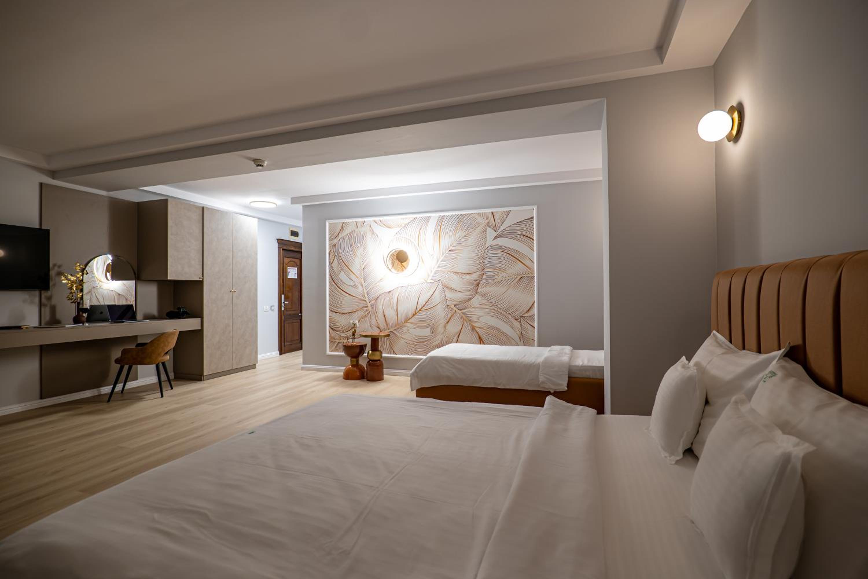 Family Room photo 2