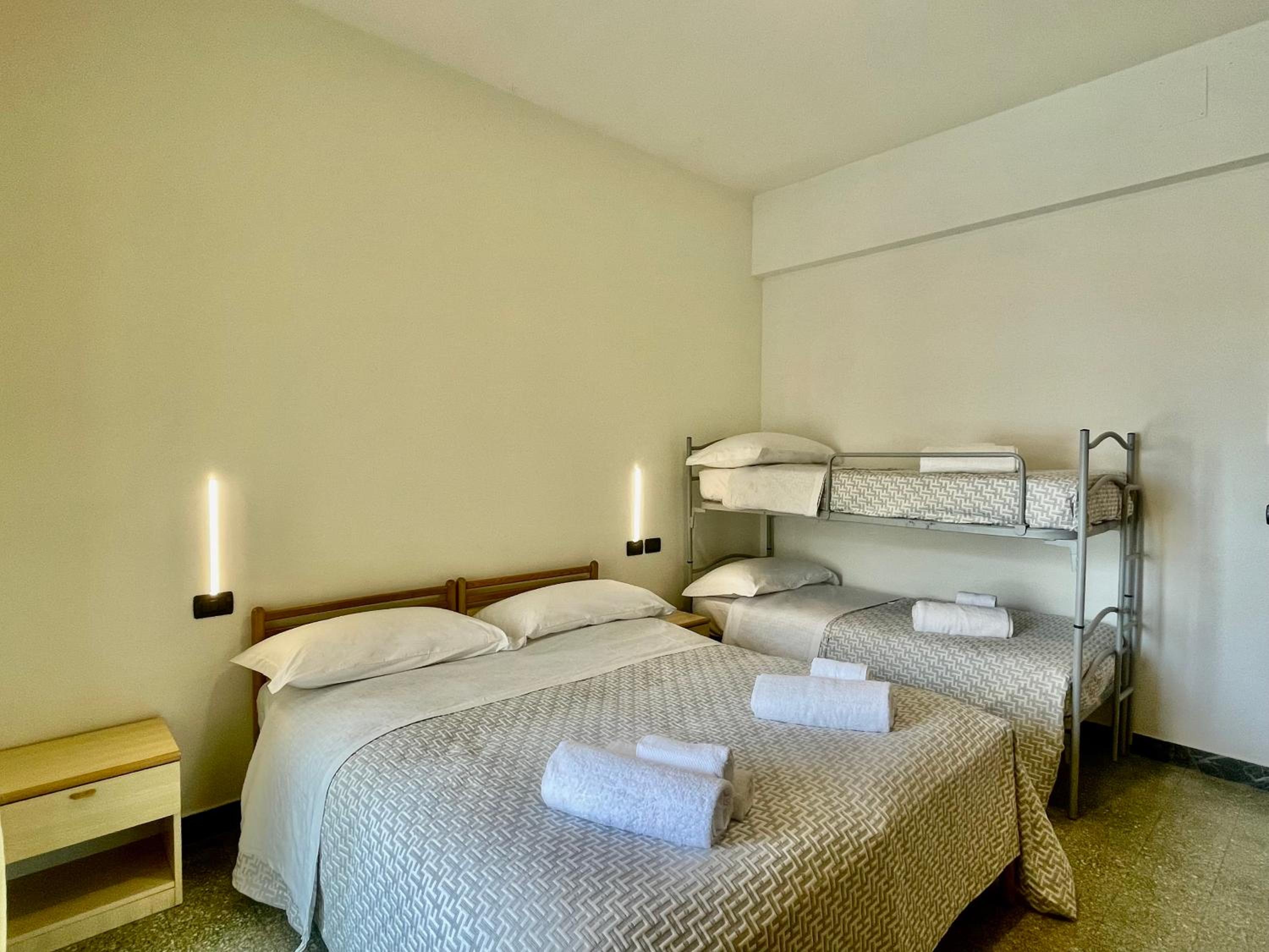 Quadruple Room with Sea View photo 1