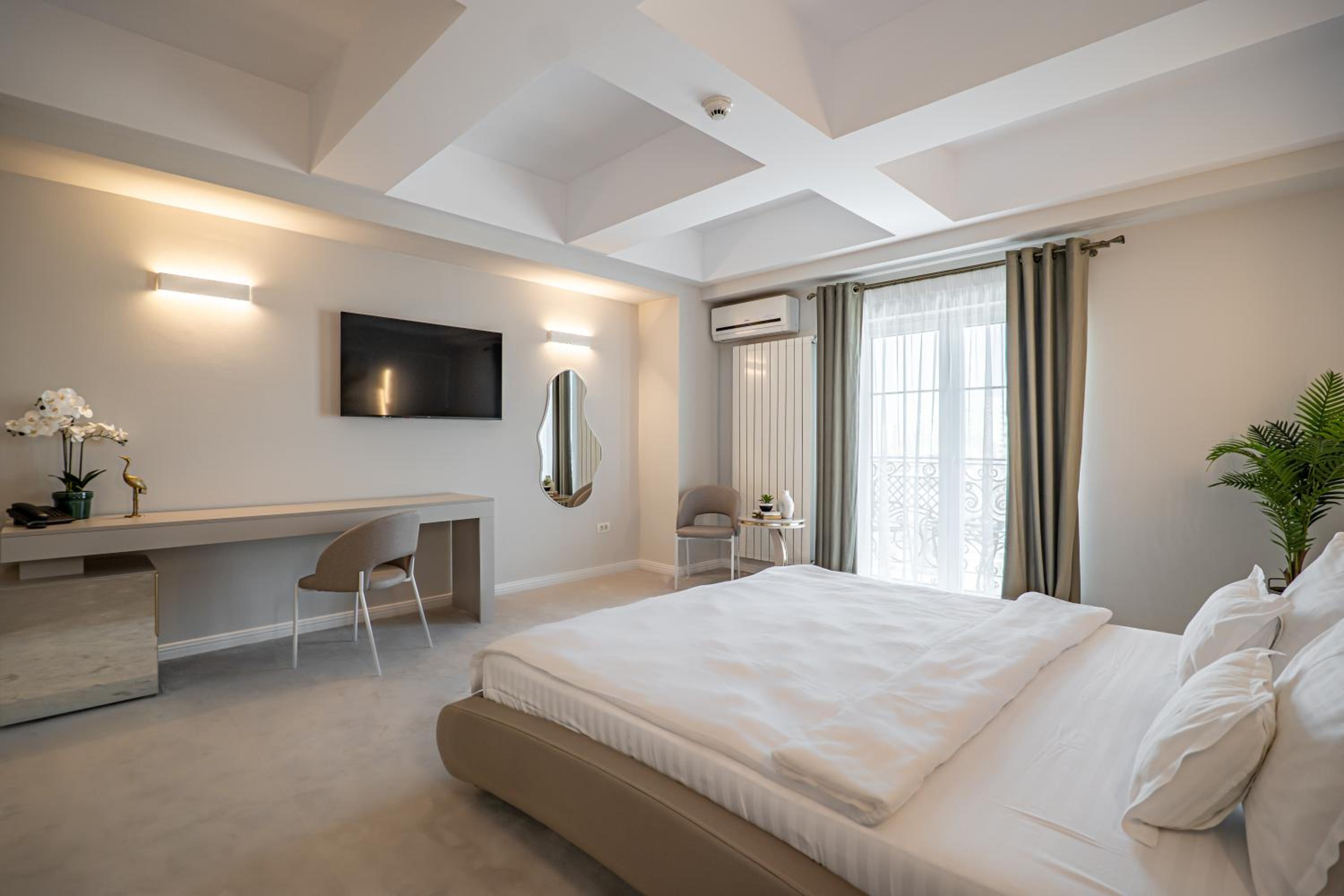 Double Room with Side Sea View - Photo 12