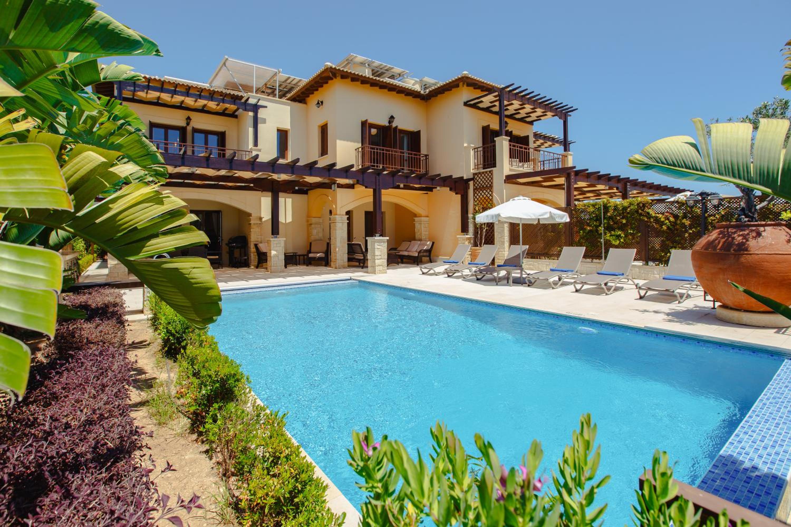 Villa with Private Pool photo 3
