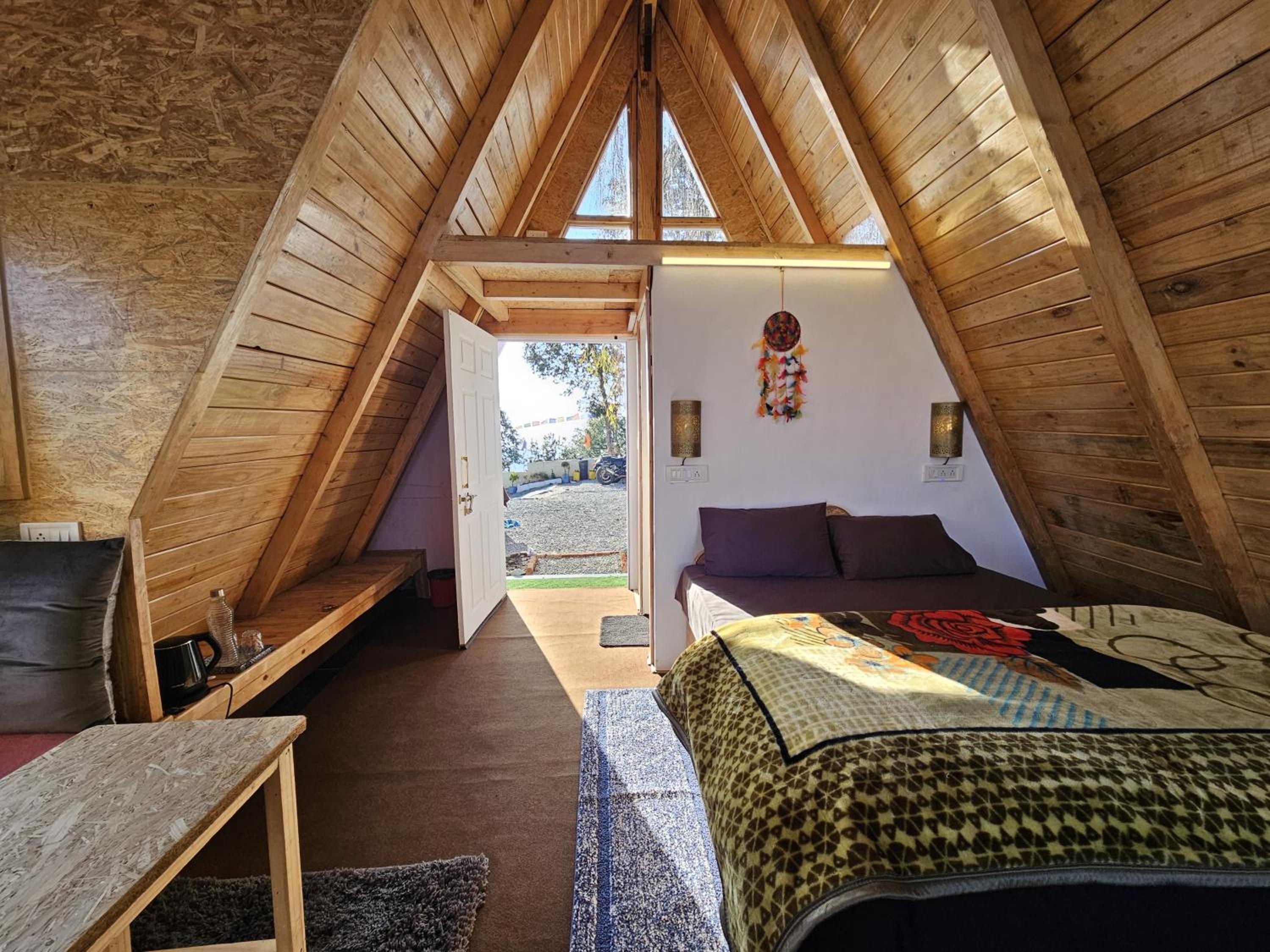 Suite with Mountain View - Photo 7