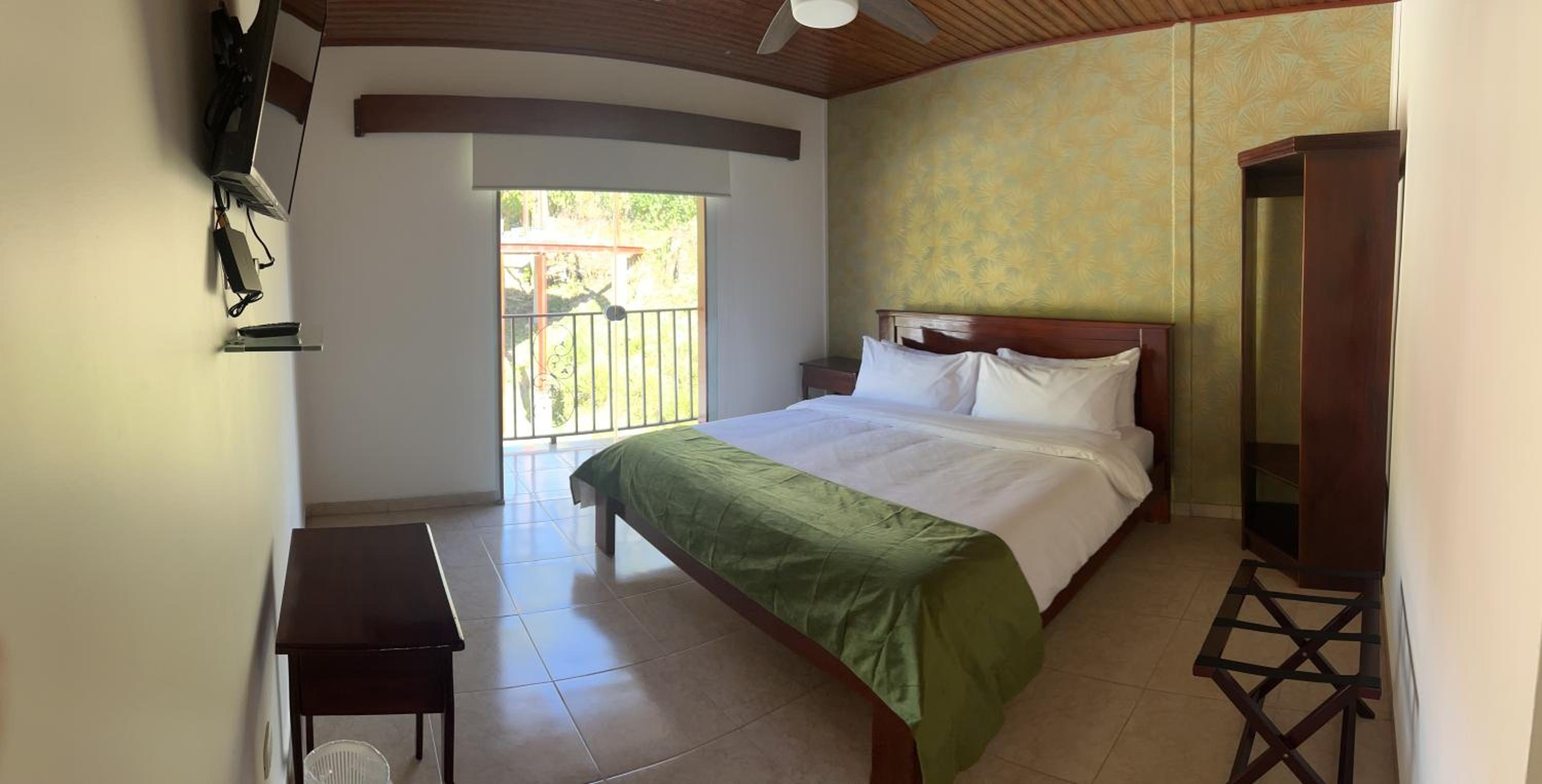 Junior Suite with Balcony photo 1
