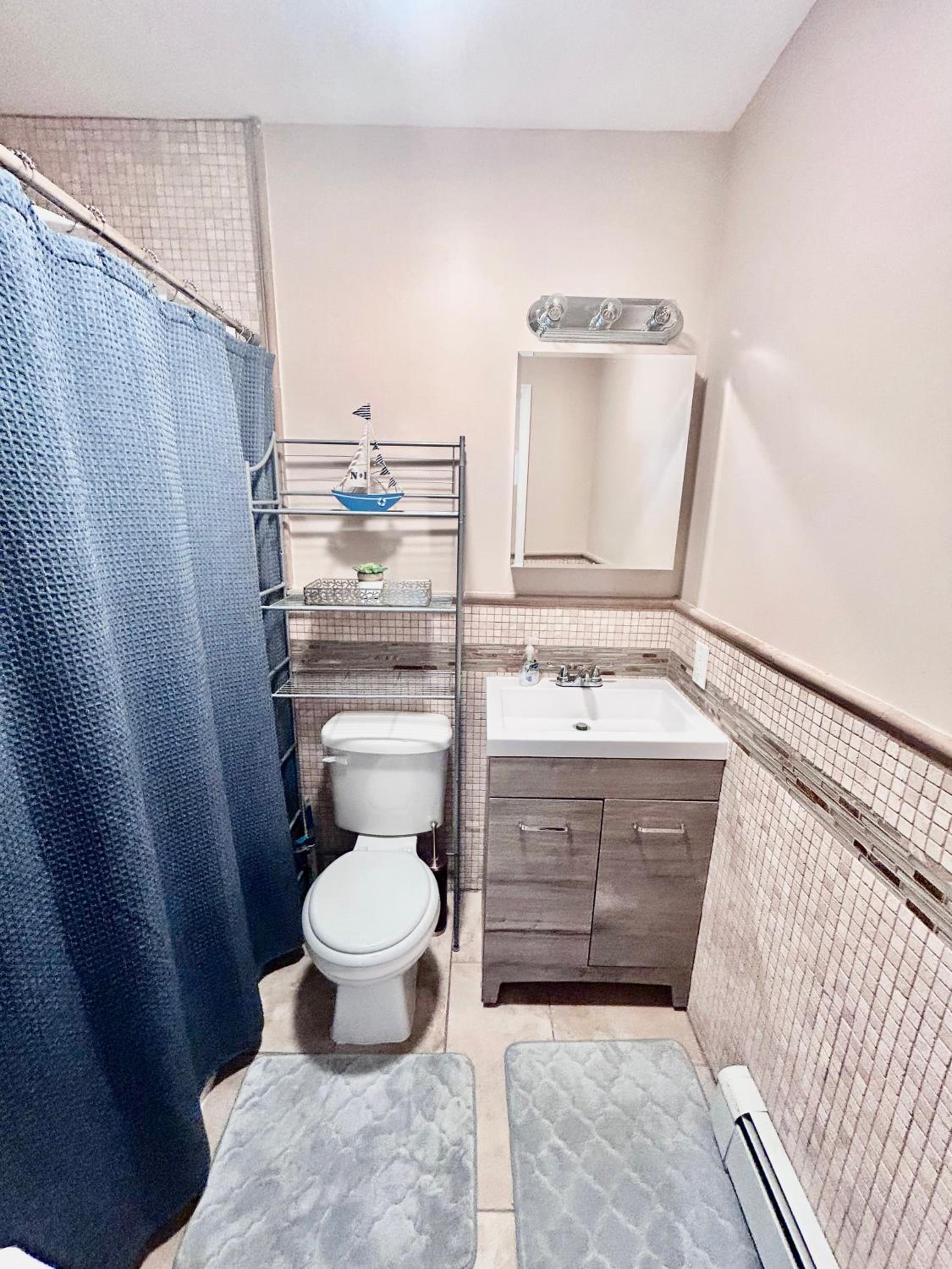 Three-Bedroom House photo 2
