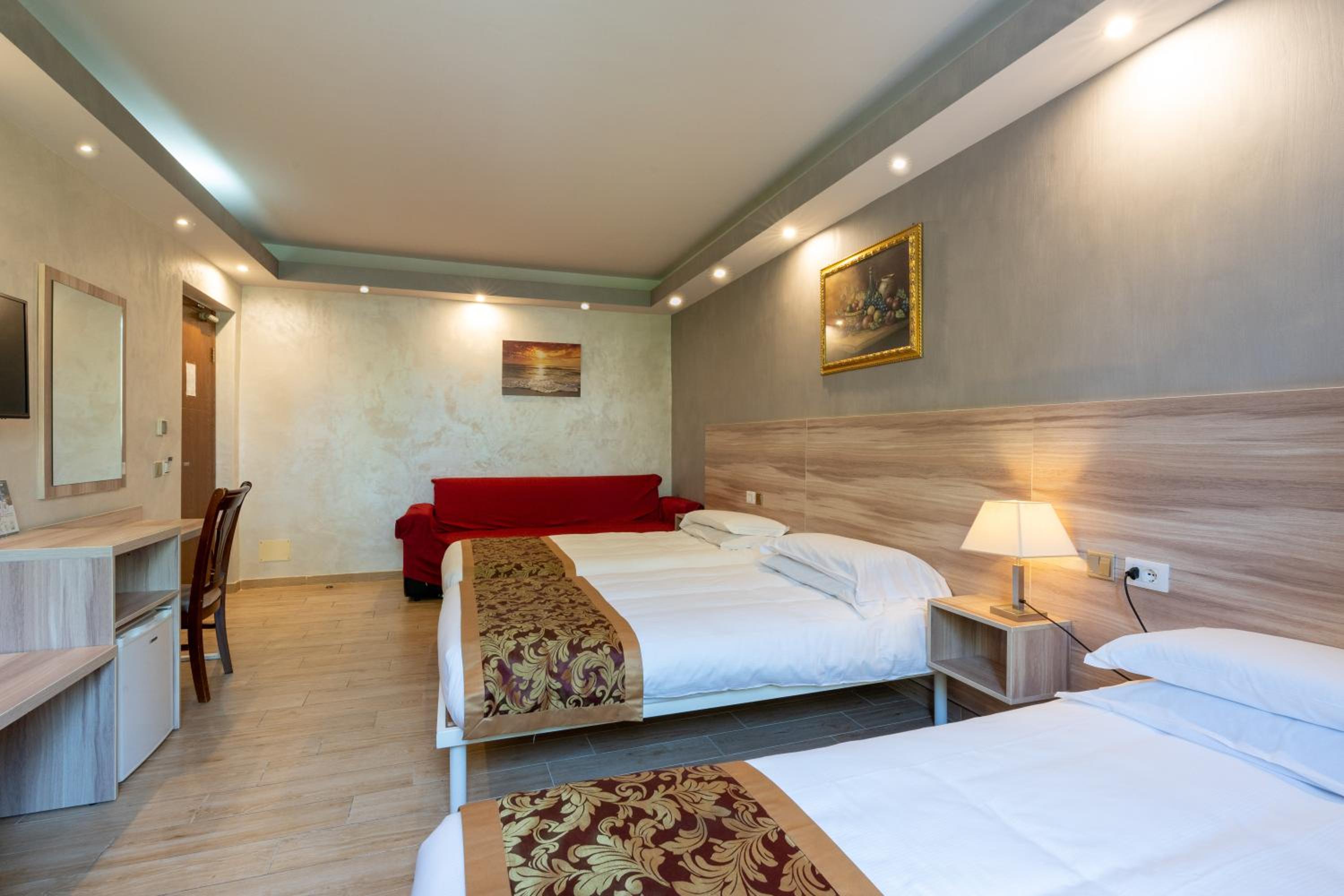 Triple Room photo 3