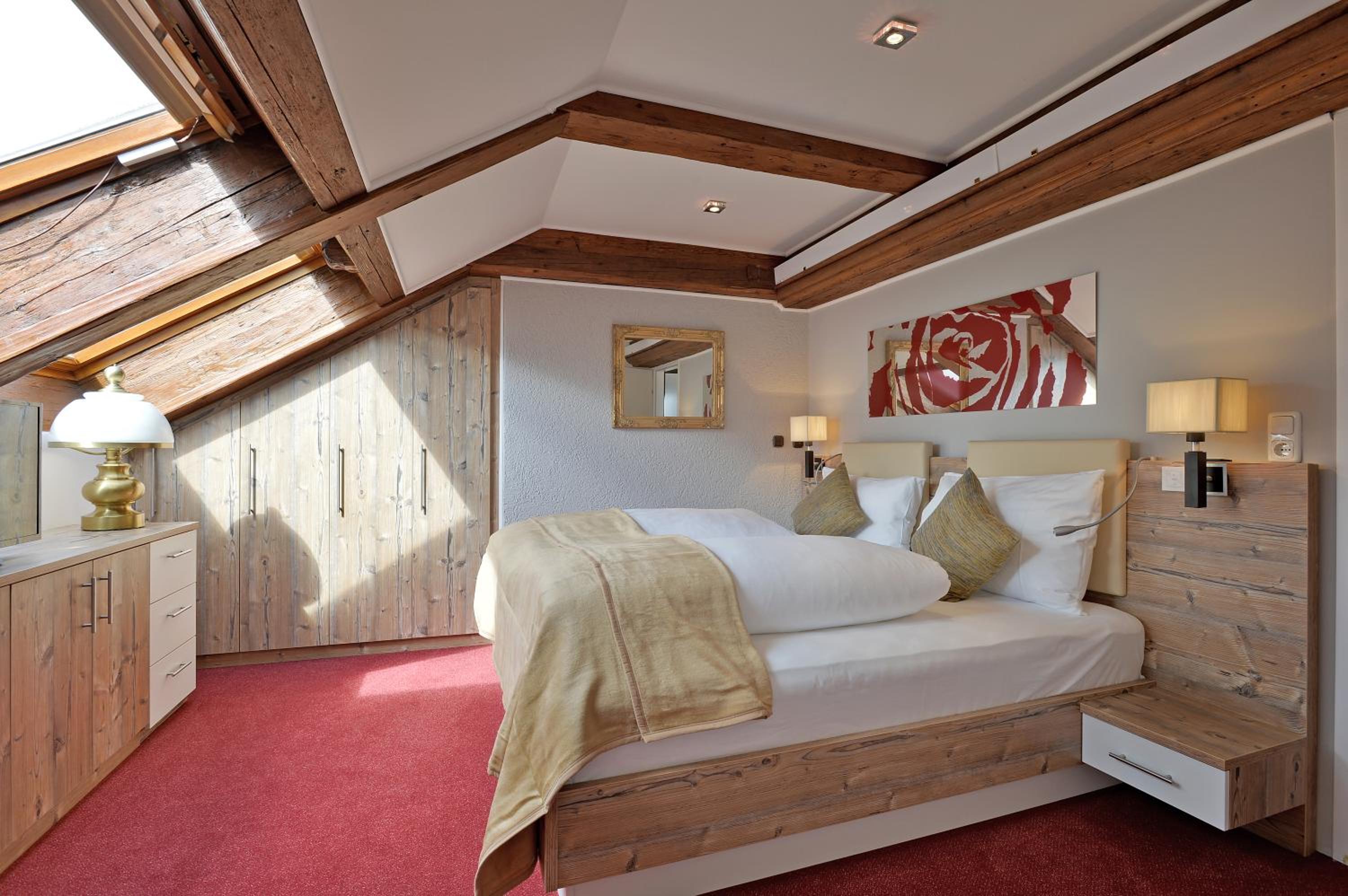 Two-Bedroom King Suite - Photo 5