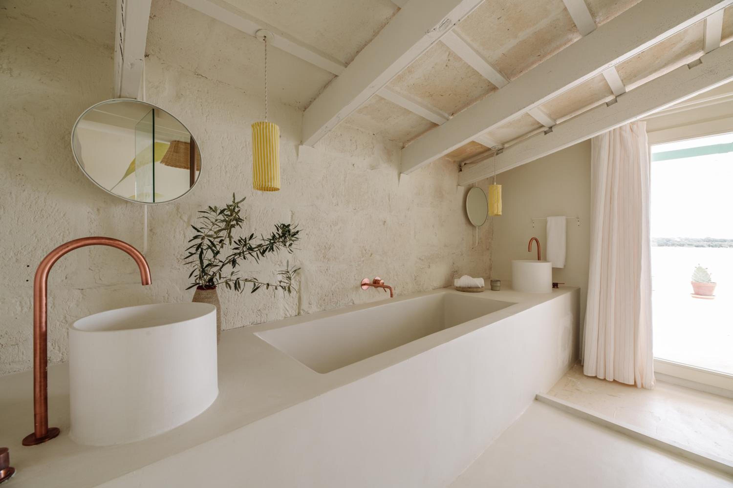 Habitación Doble de Lujo con Balcón Habitación Doble de Lujo con Balcón