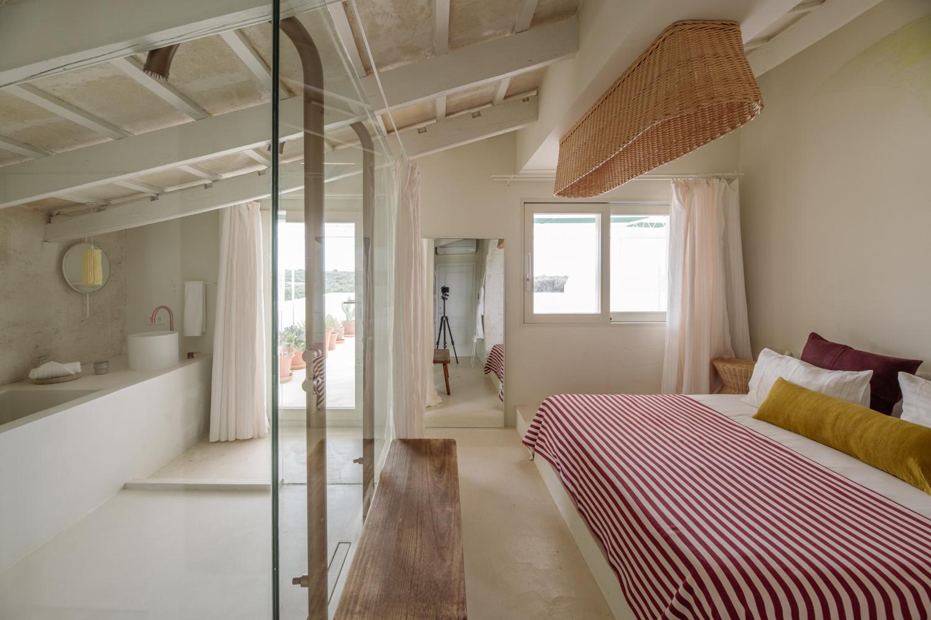 Habitación Doble de Lujo con Balcón Habitación Doble de Lujo con Balcón