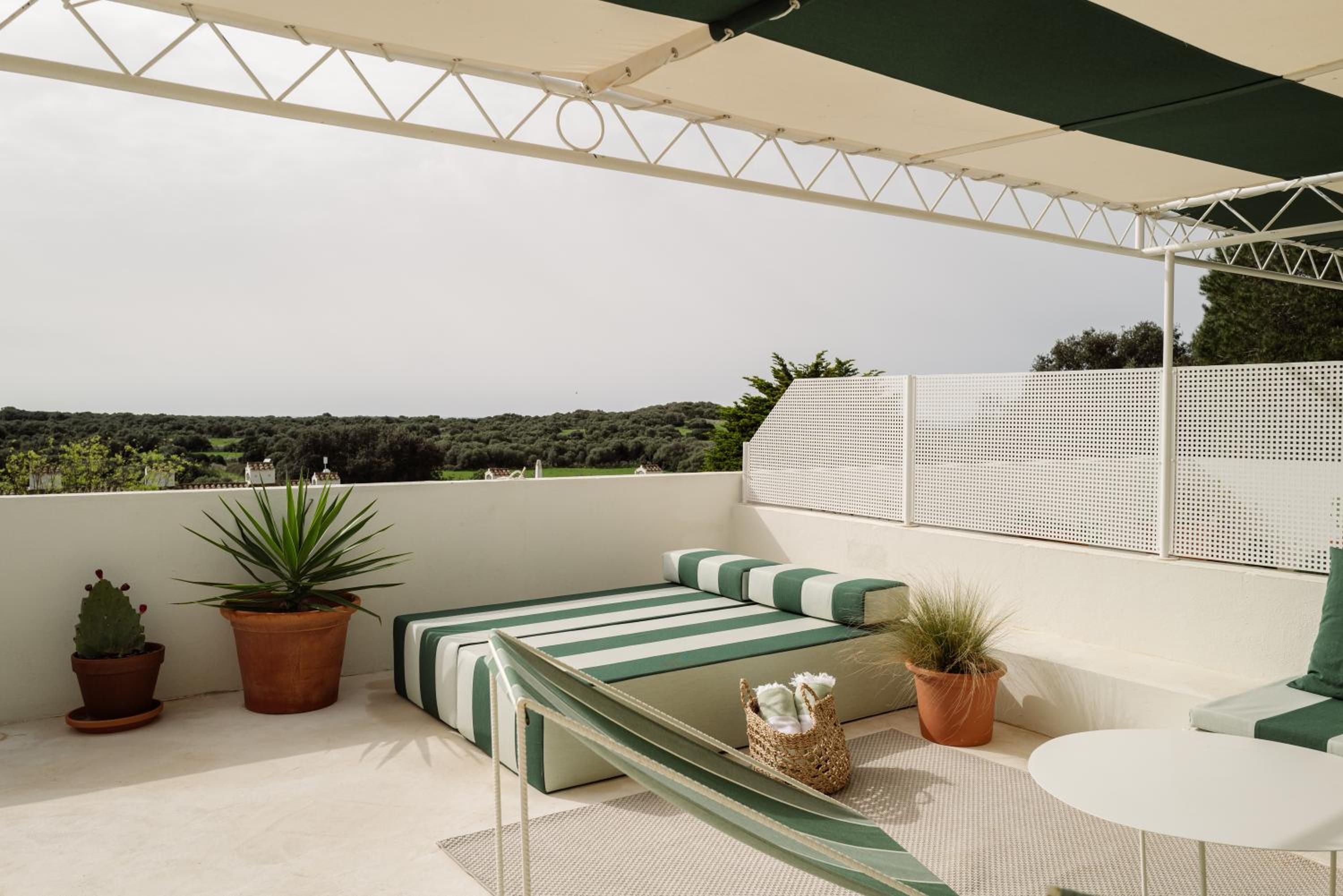 Habitación Doble de Lujo con Balcón Habitación Doble de Lujo con Balcón