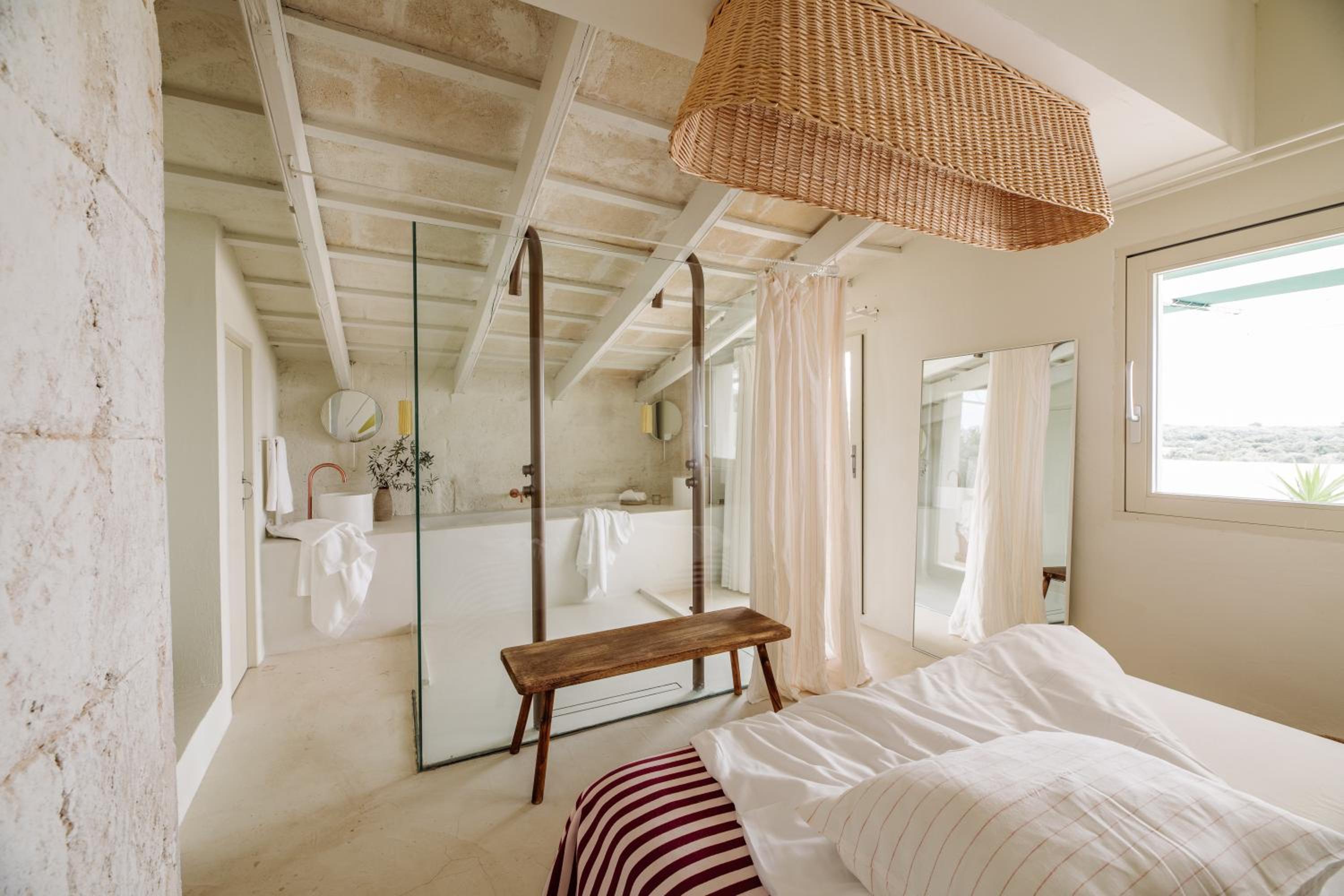 Habitación Doble de Lujo con Balcón Habitación Doble de Lujo con Balcón