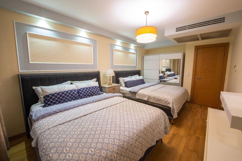 Apartment with Terrace photo 3