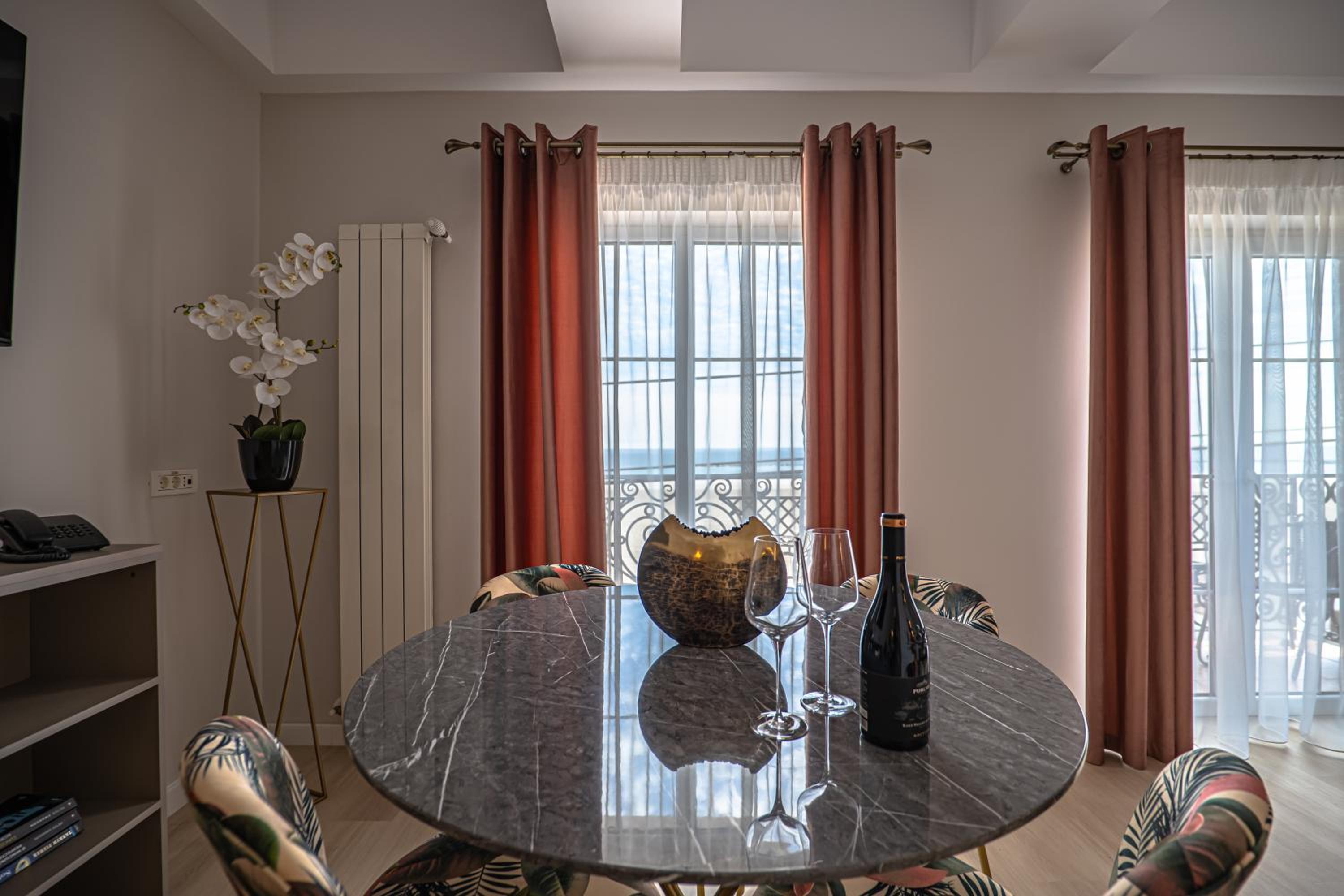 Apartment with Sea View photo 2