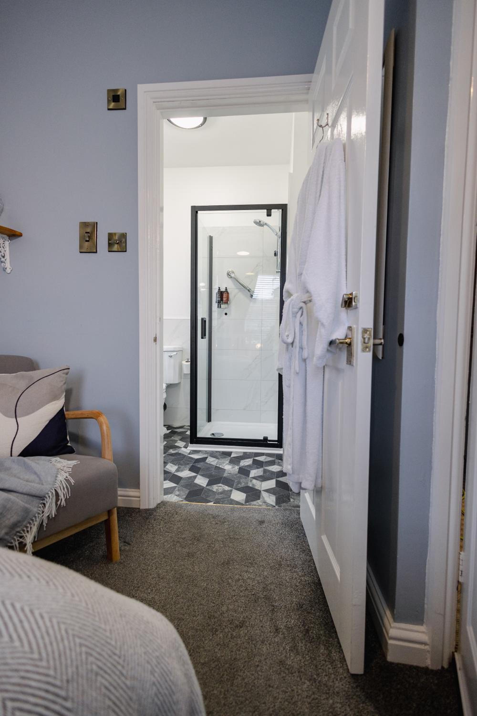 Single Room photo 3