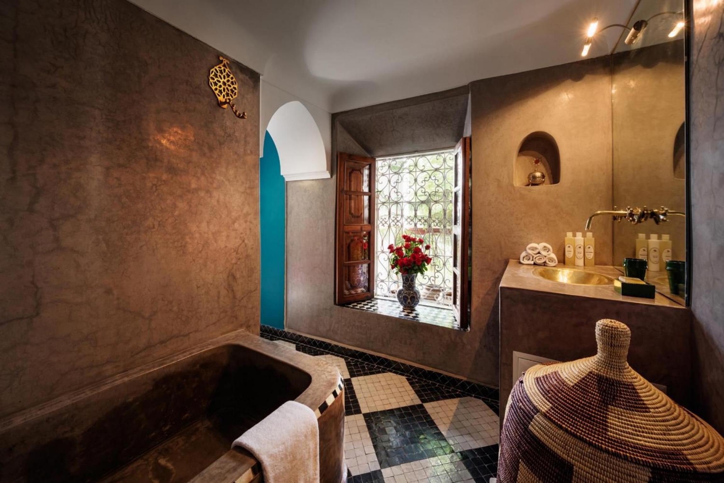 Luxury Double or Twin Room thumbnail 6
