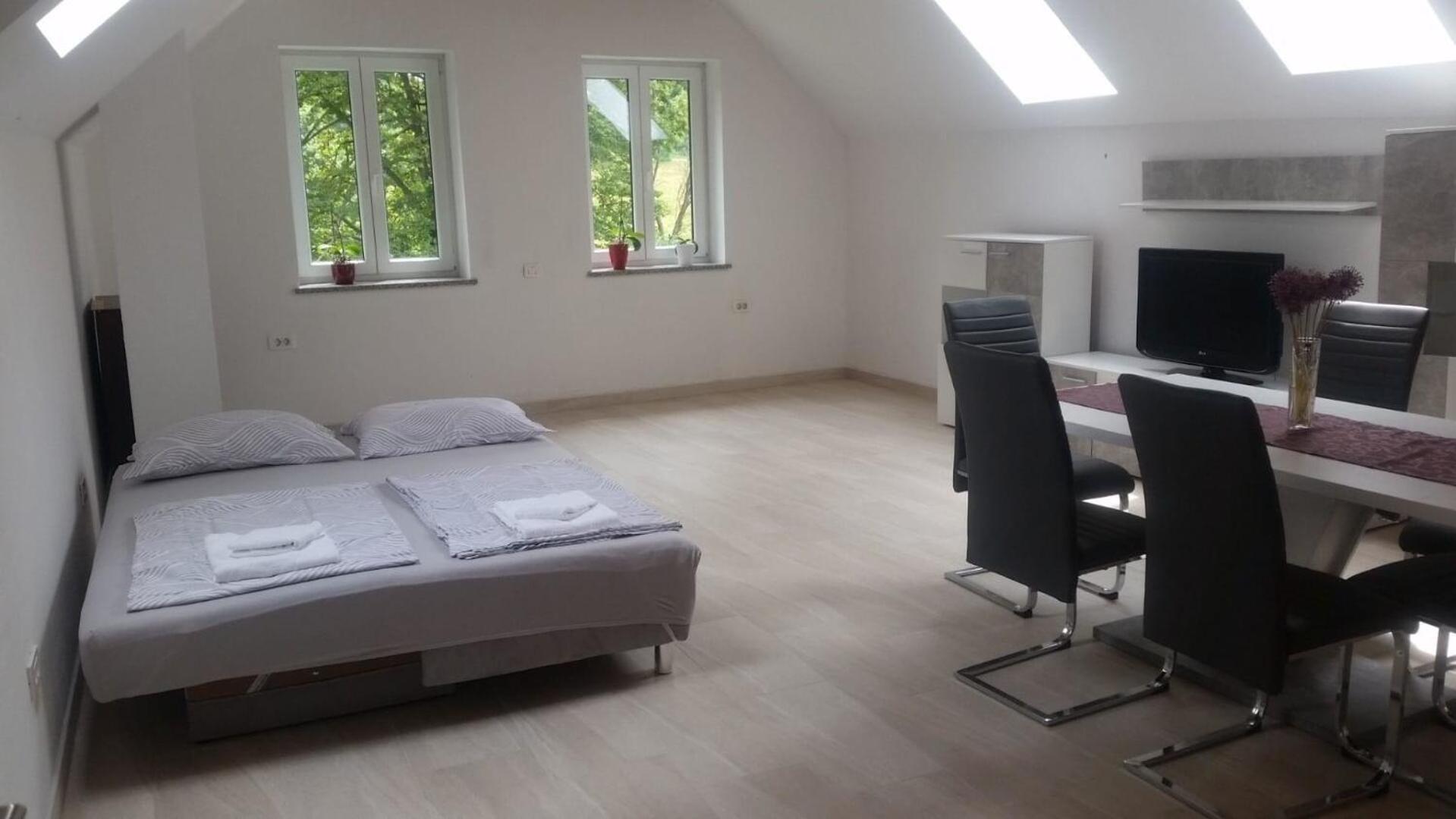 Apartment photo 1
