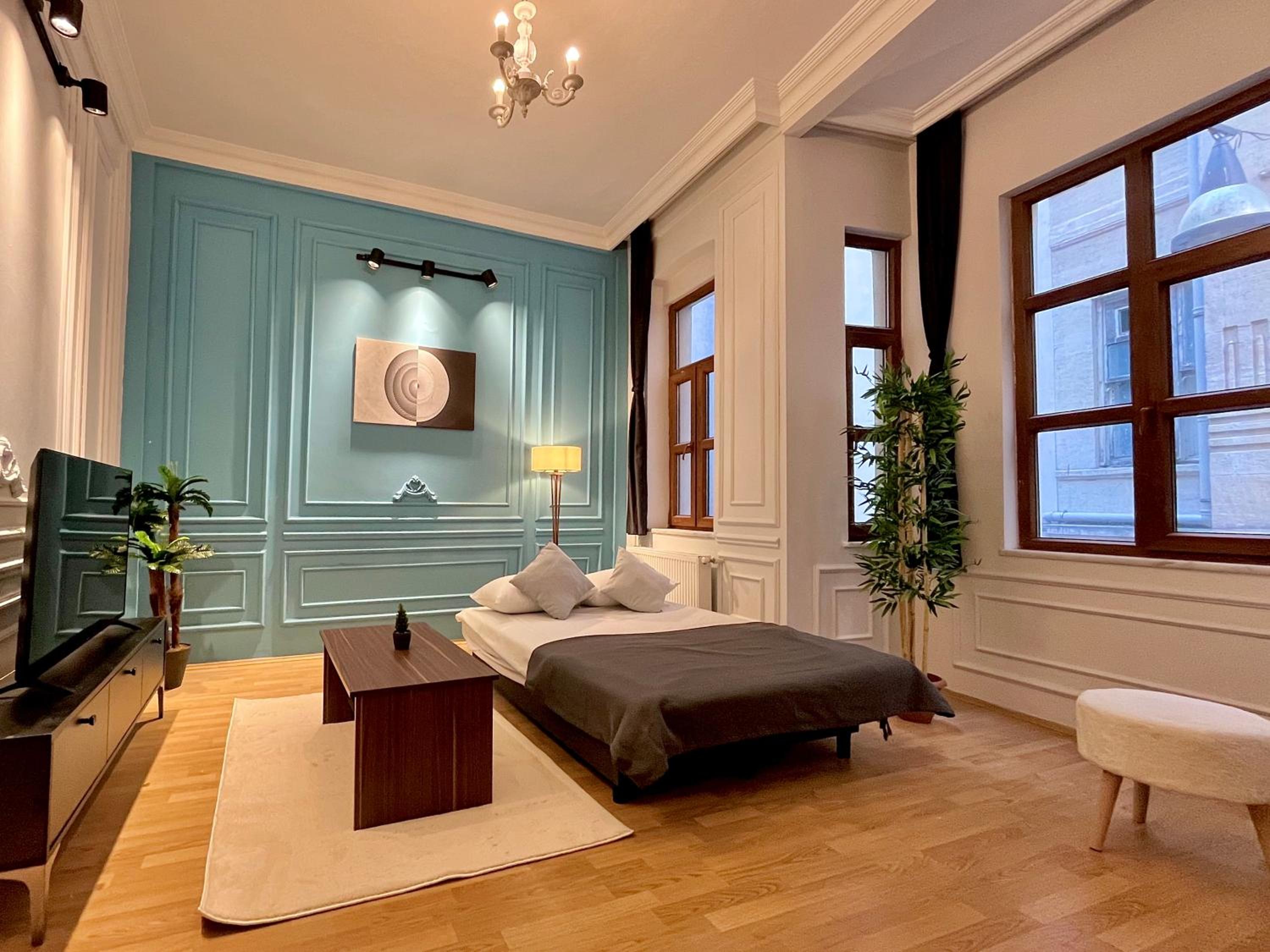 Deluxe Apartment photo 2