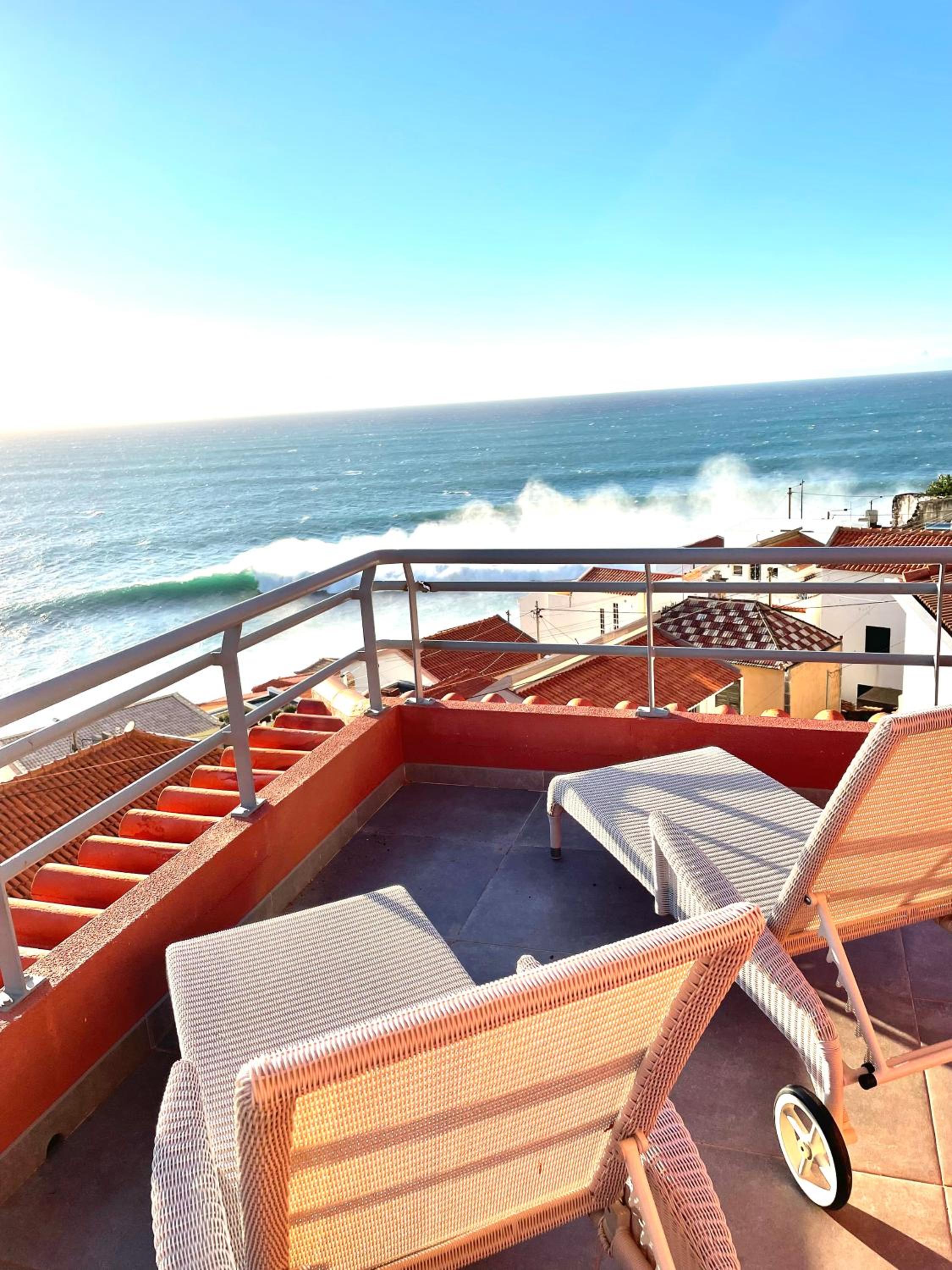 Deluxe Double or Twin Room with Sea View photo 3