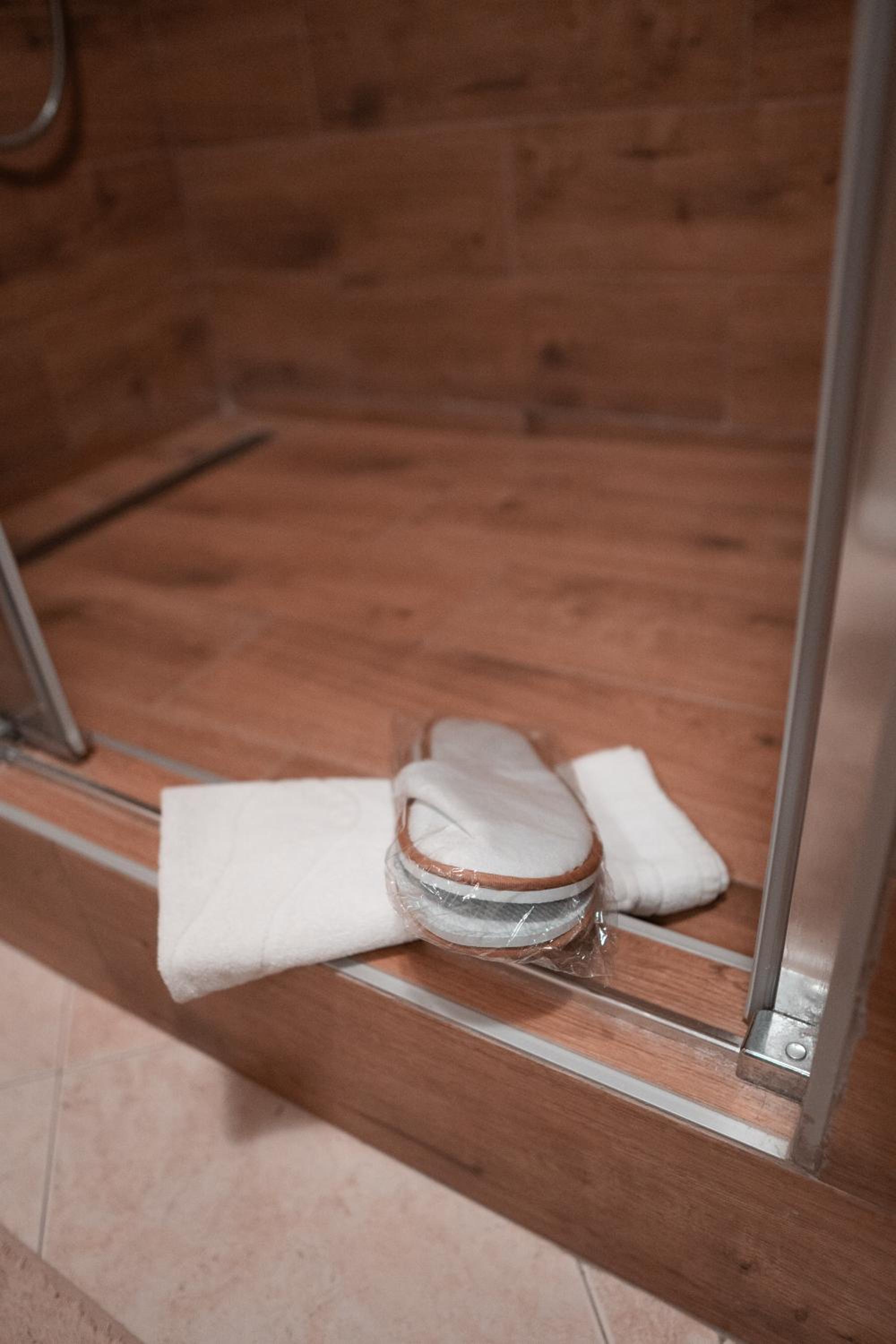 Two-Room Apartment - Photo 4