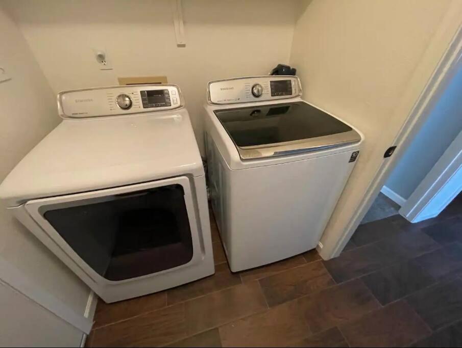 Three-Bedroom House photo 2