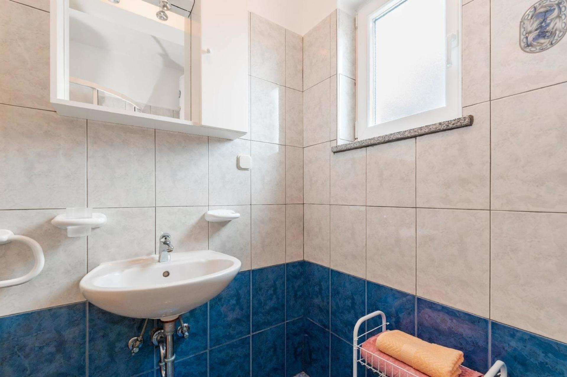 Six-Bedroom Holiday Home photo 2