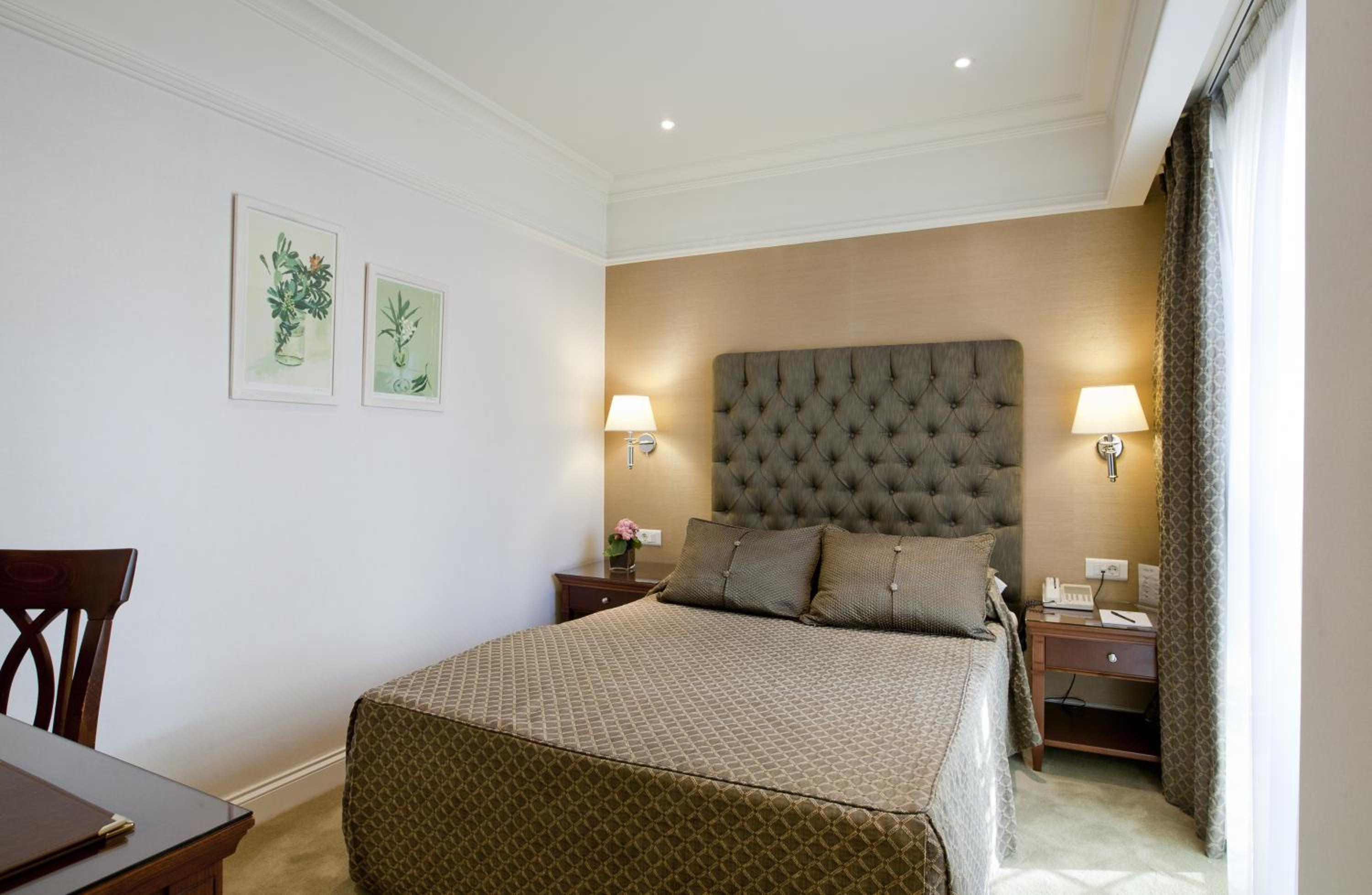 Small Double Room photo 2