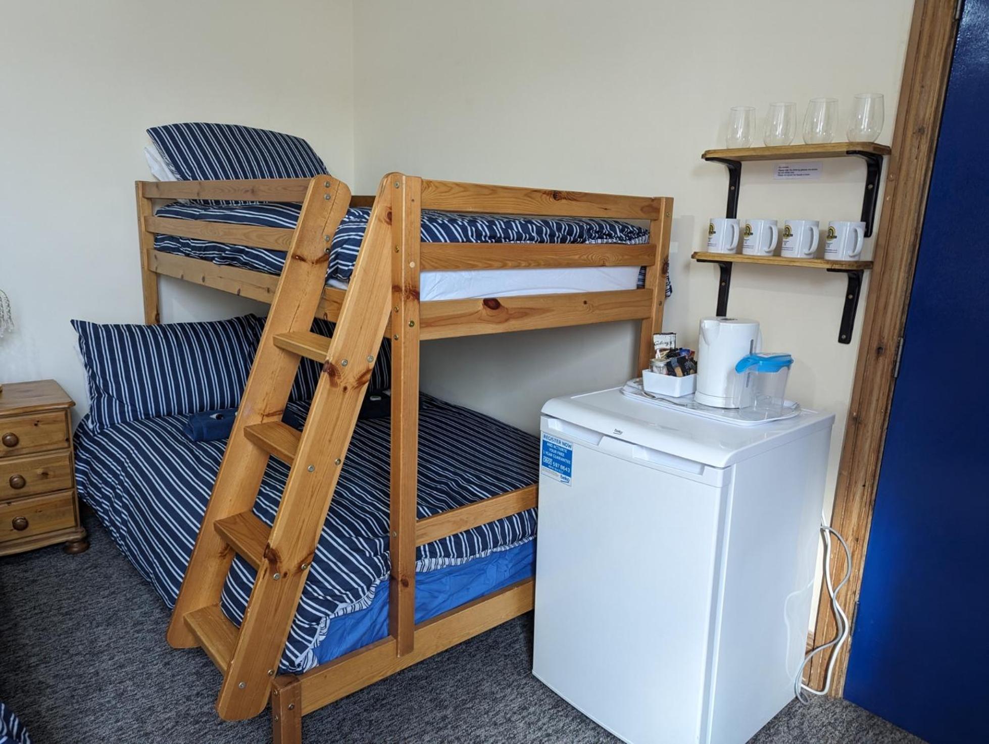Deluxe Family Room - Photo 12