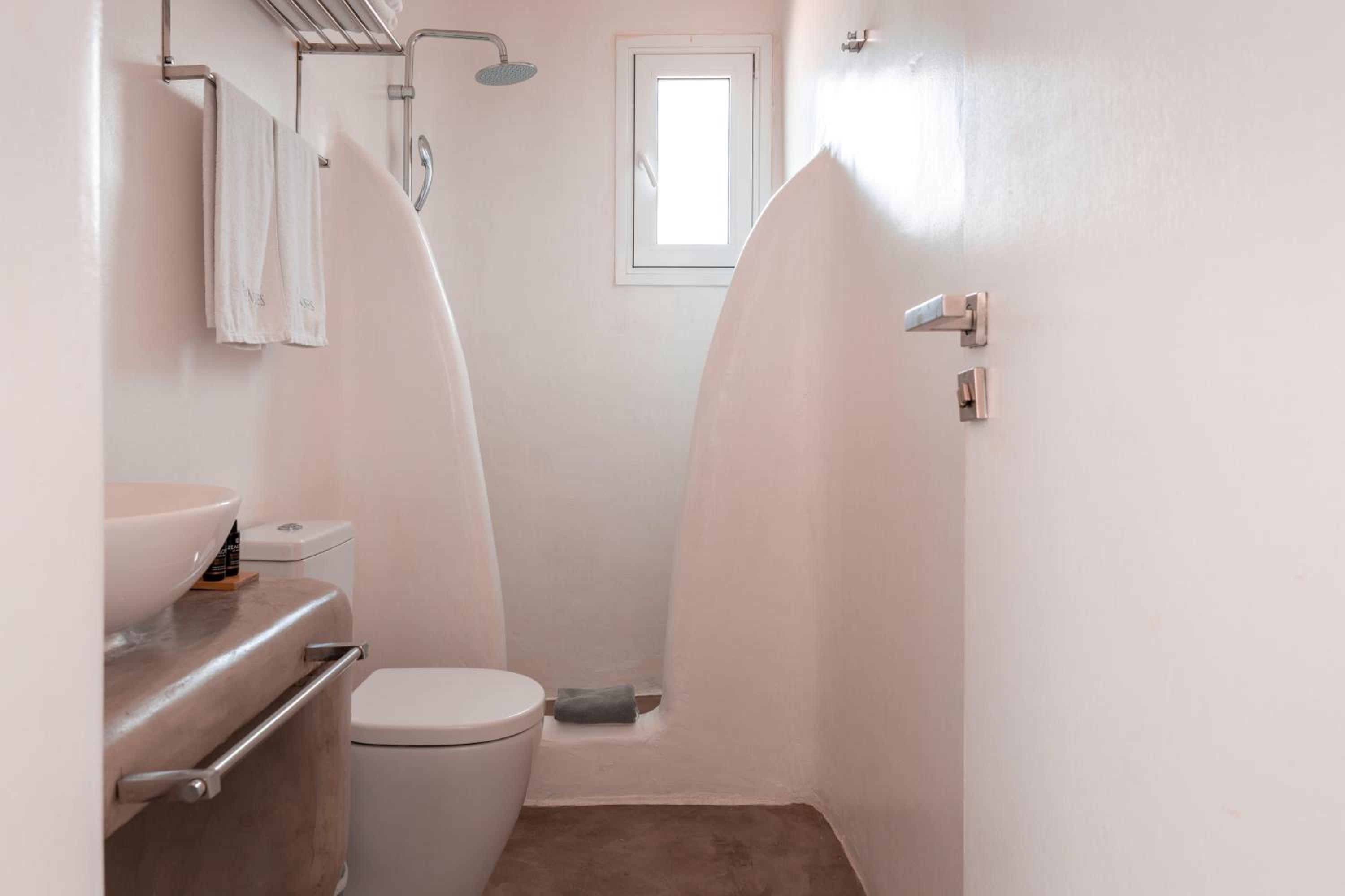 Junior Suite with Side Sea View - Photo 6