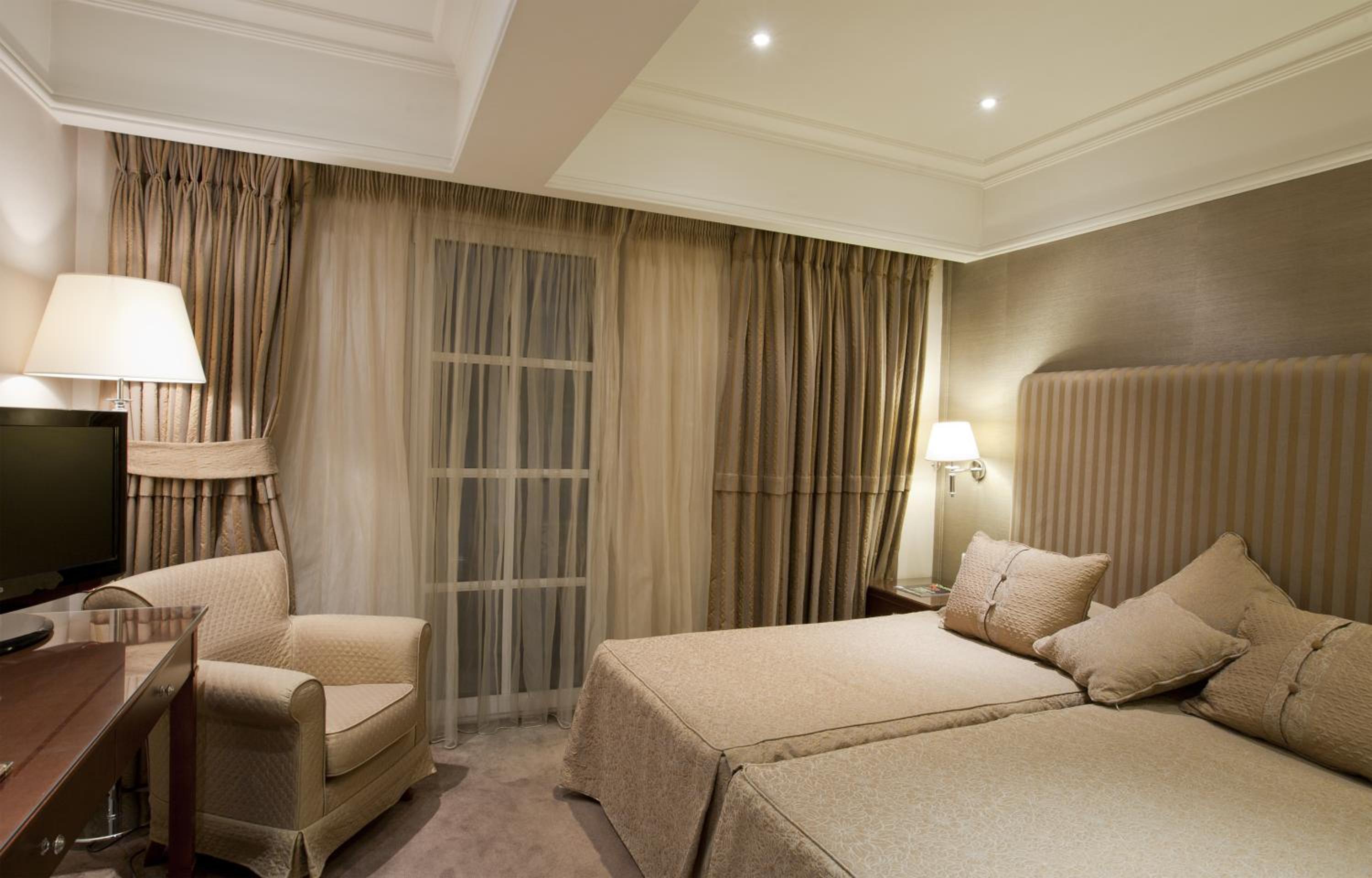 Standard Double/Twin Room photo 3