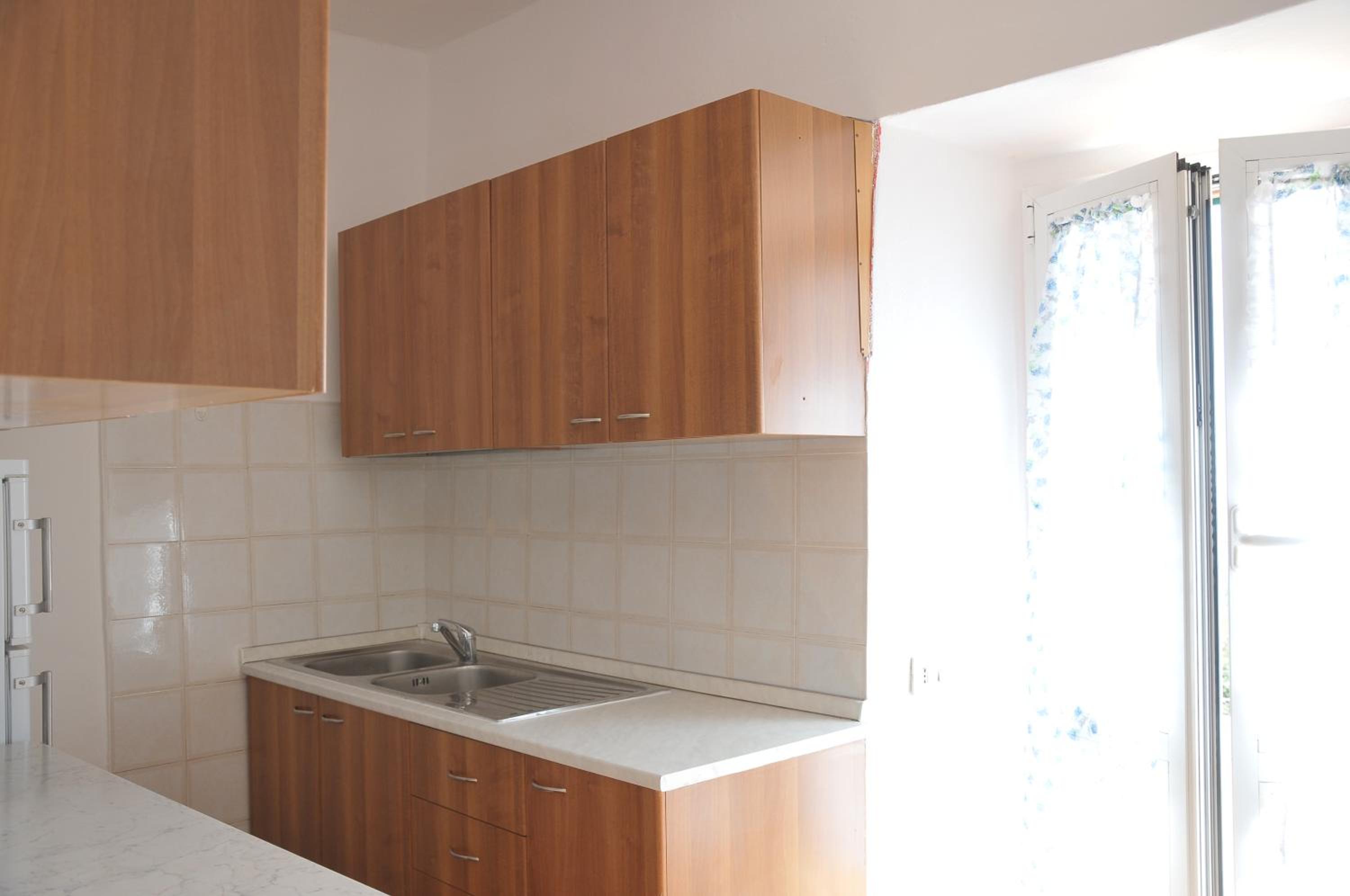 Three-Bedroom Apartment photo 2