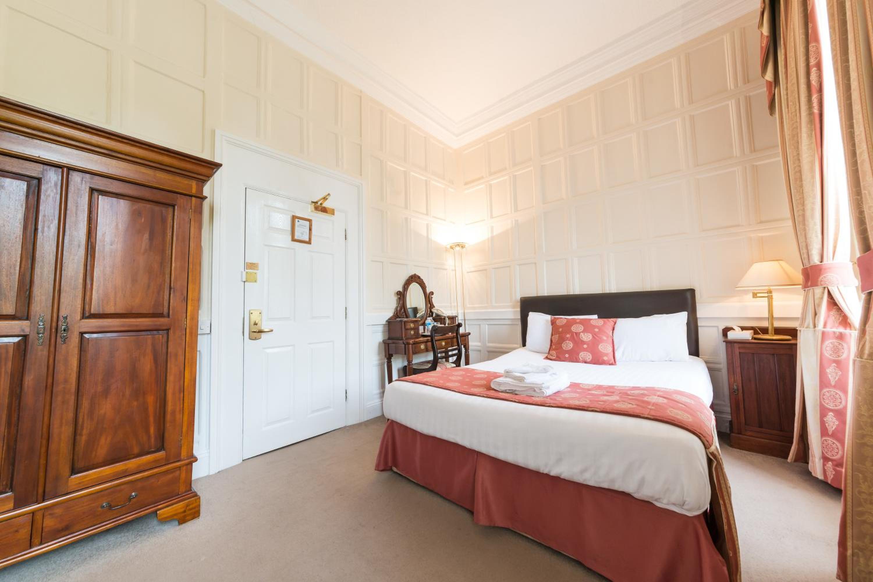 Double Room - Manor House - Photo 1
