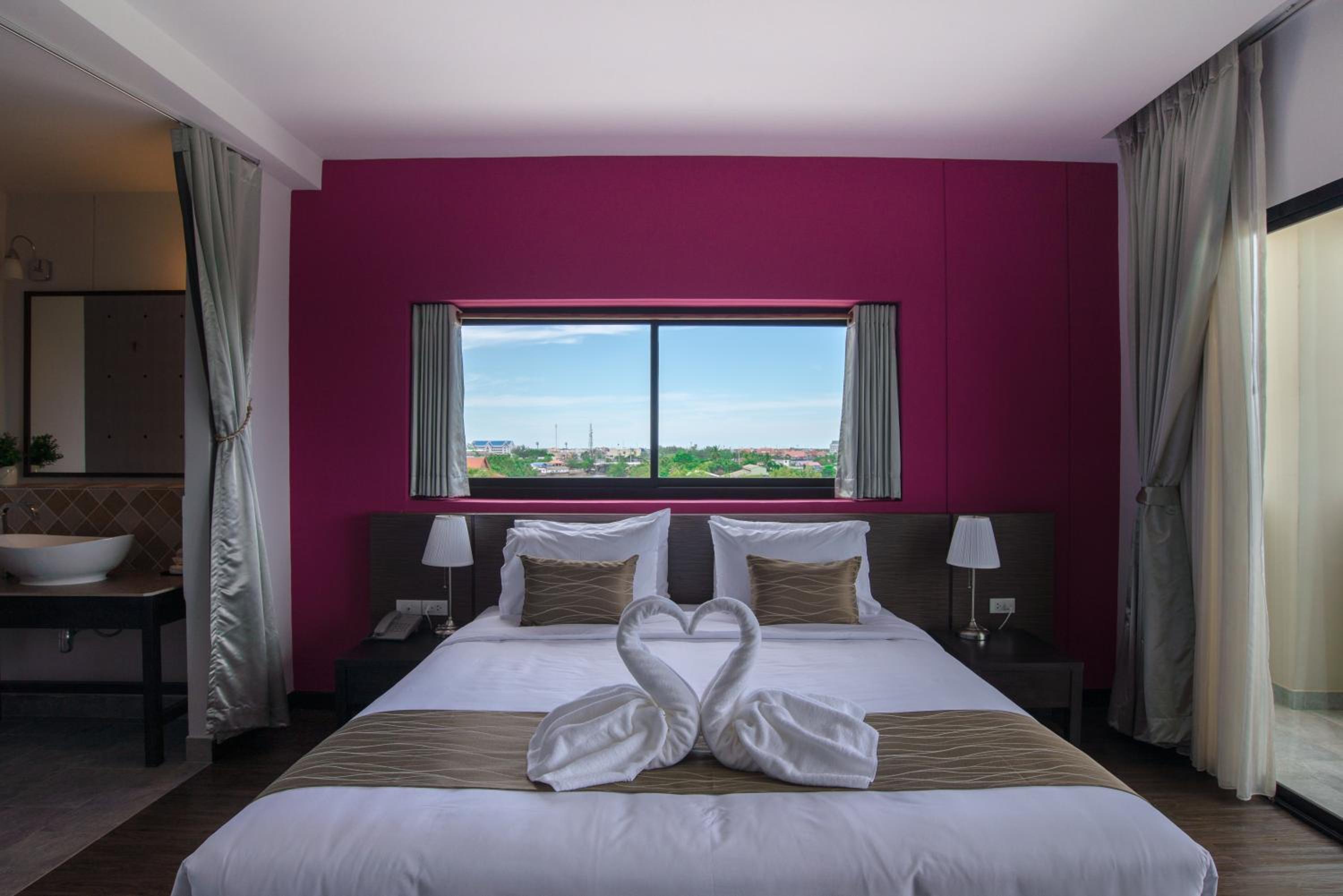 Standard King Room