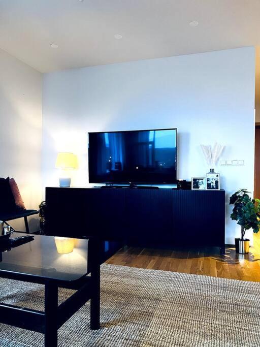 Two-Bedroom Apartment photo 2