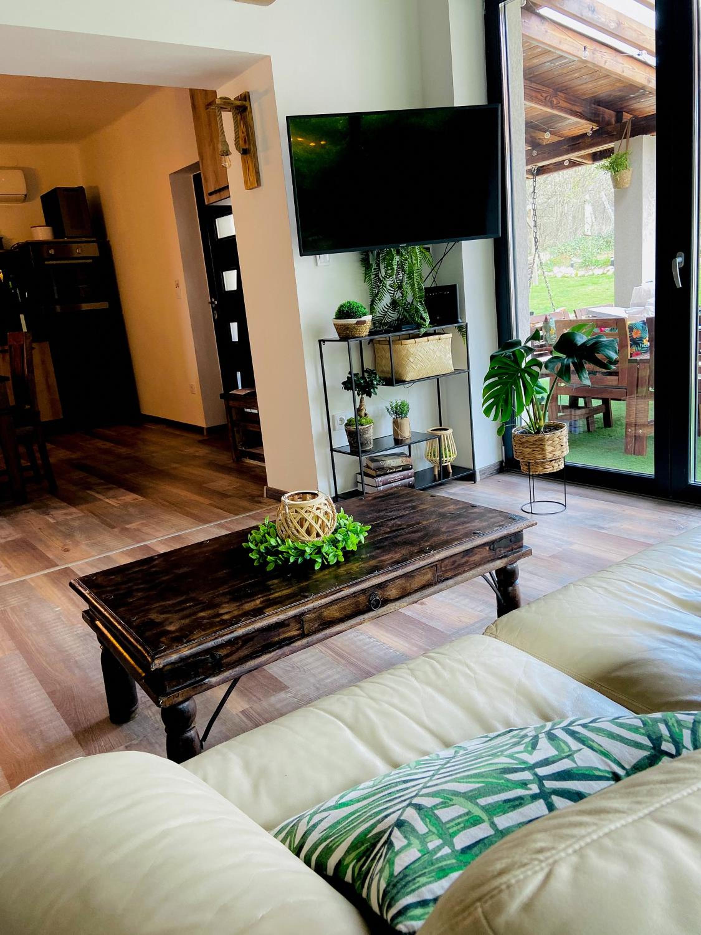 Two-Bedroom House photo 3