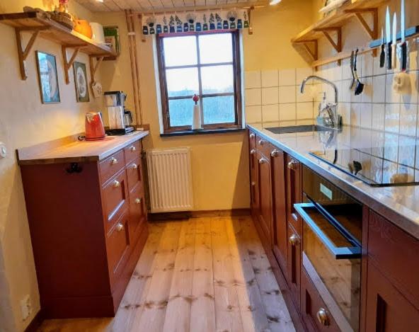 Three-Bedroom Apartment - Photo 24