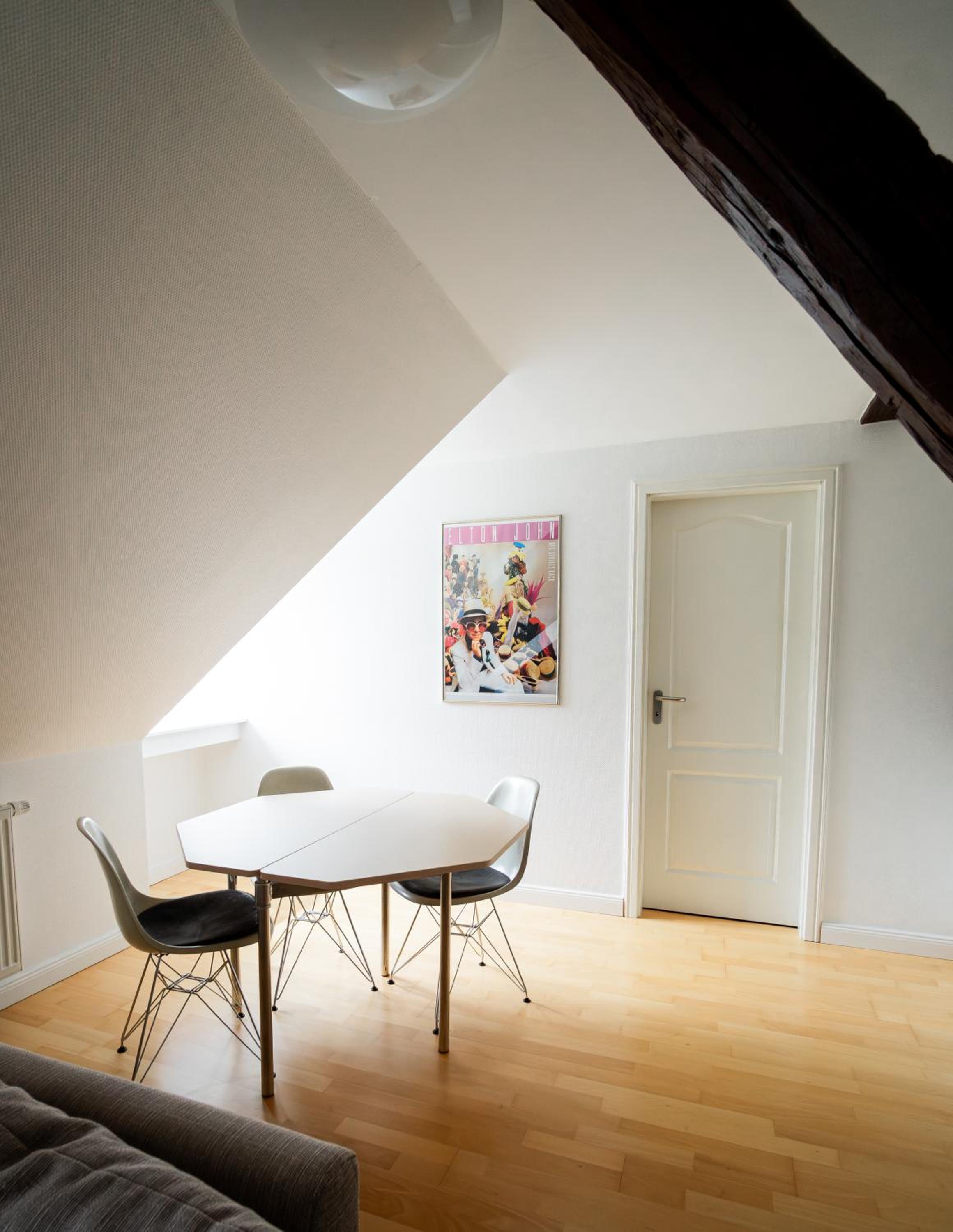Apartment photo 2