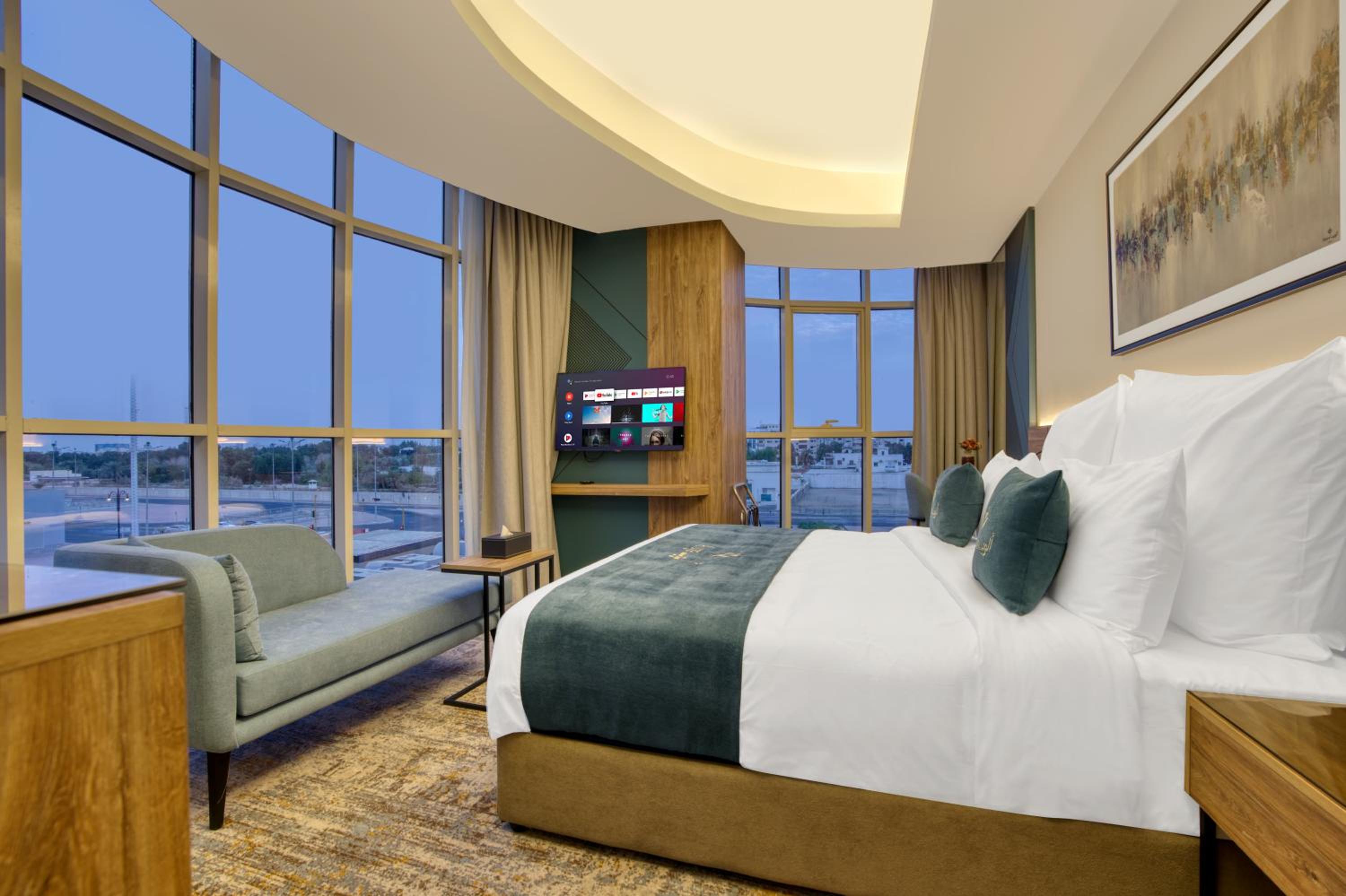 Superior King Room