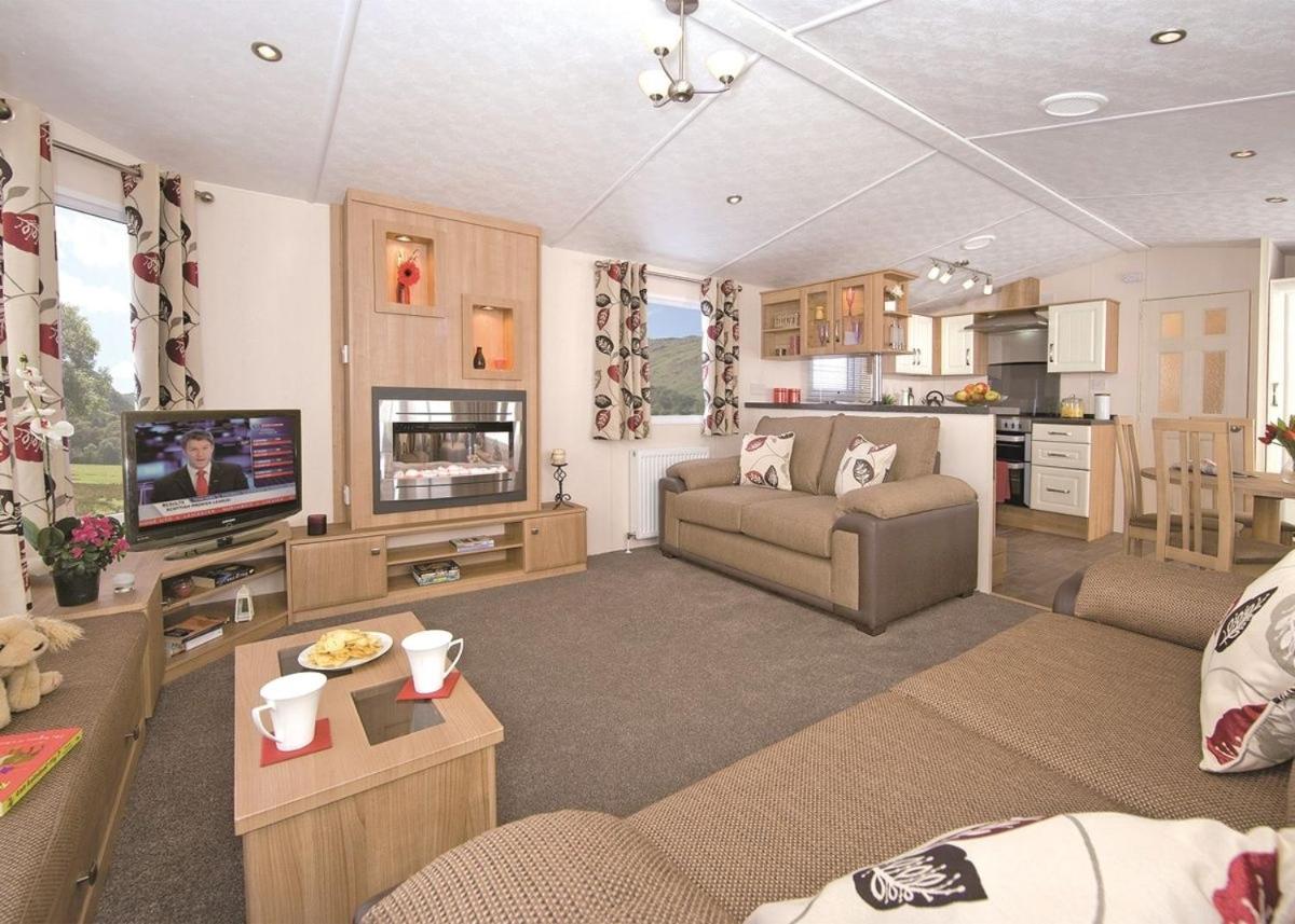 Mobile Home photo 1