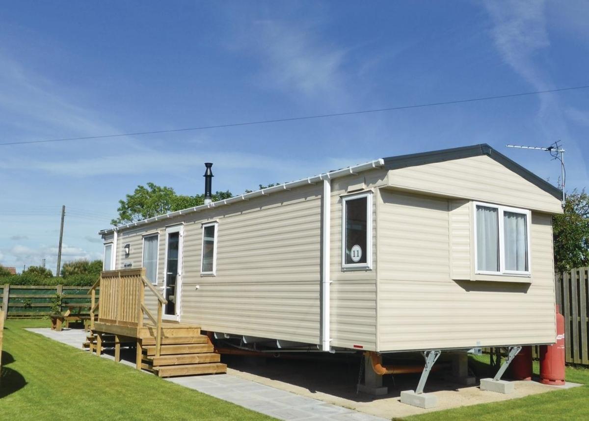 Mobile Home photo 2