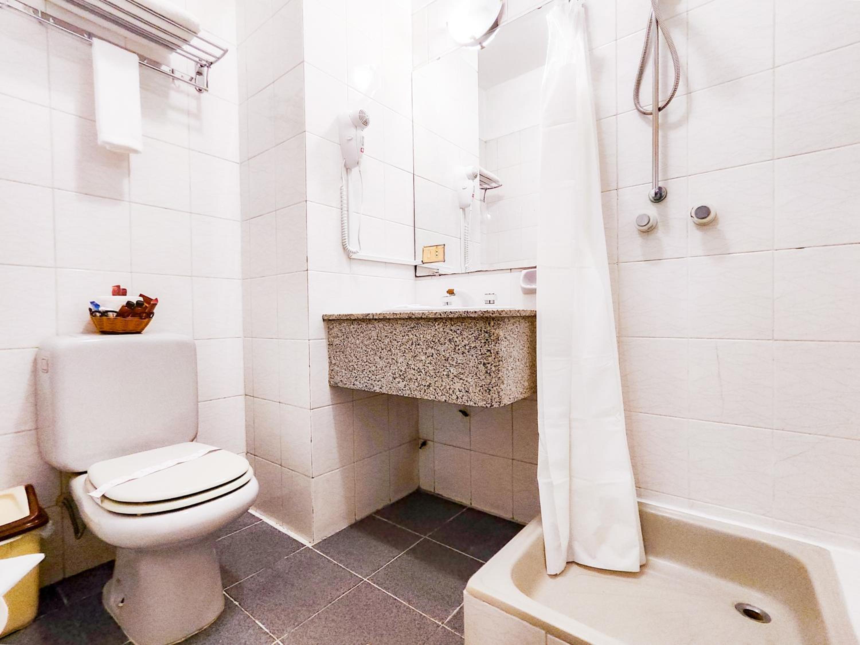 Standard Single Room photo 3