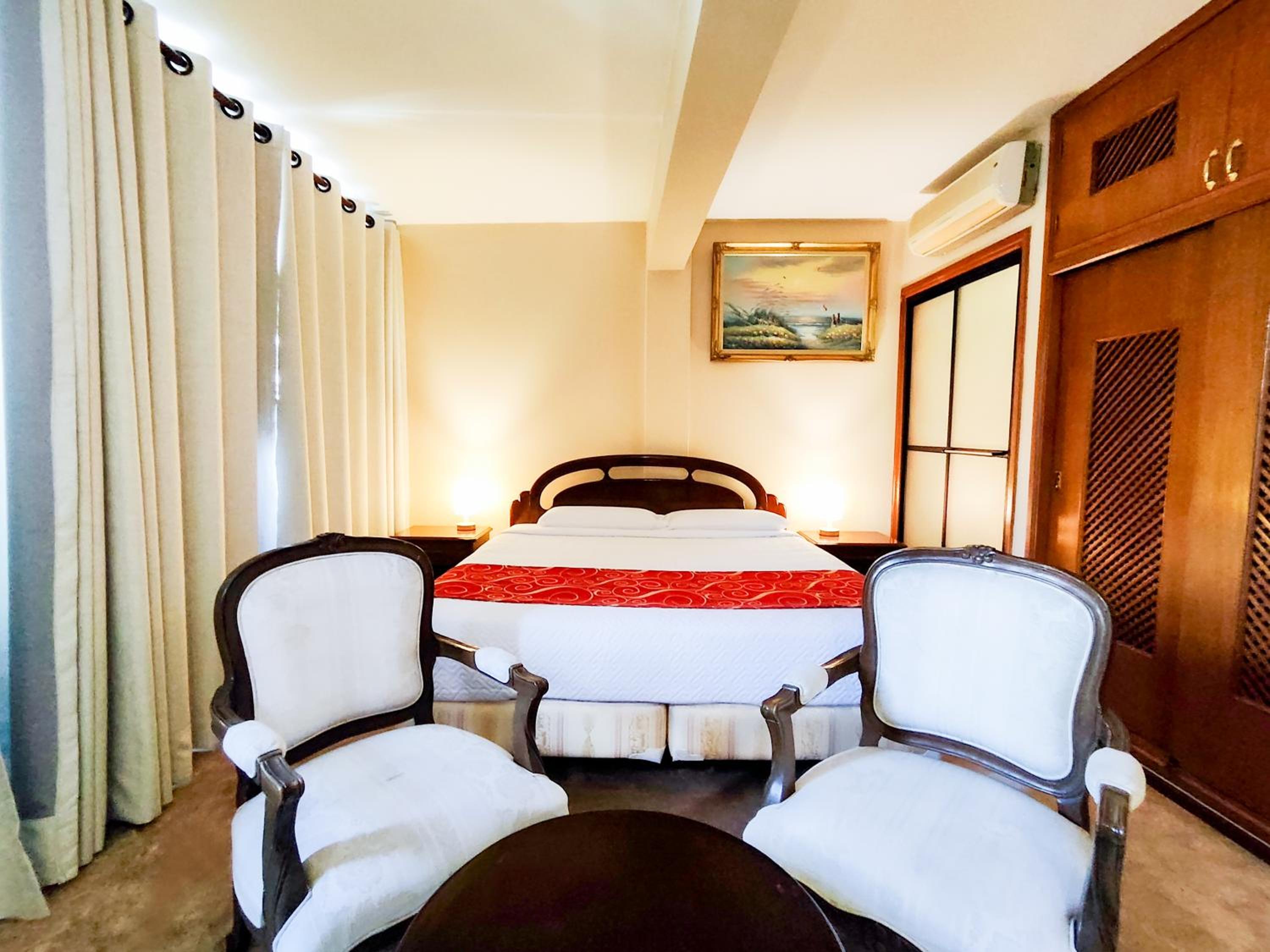 Standard Suite