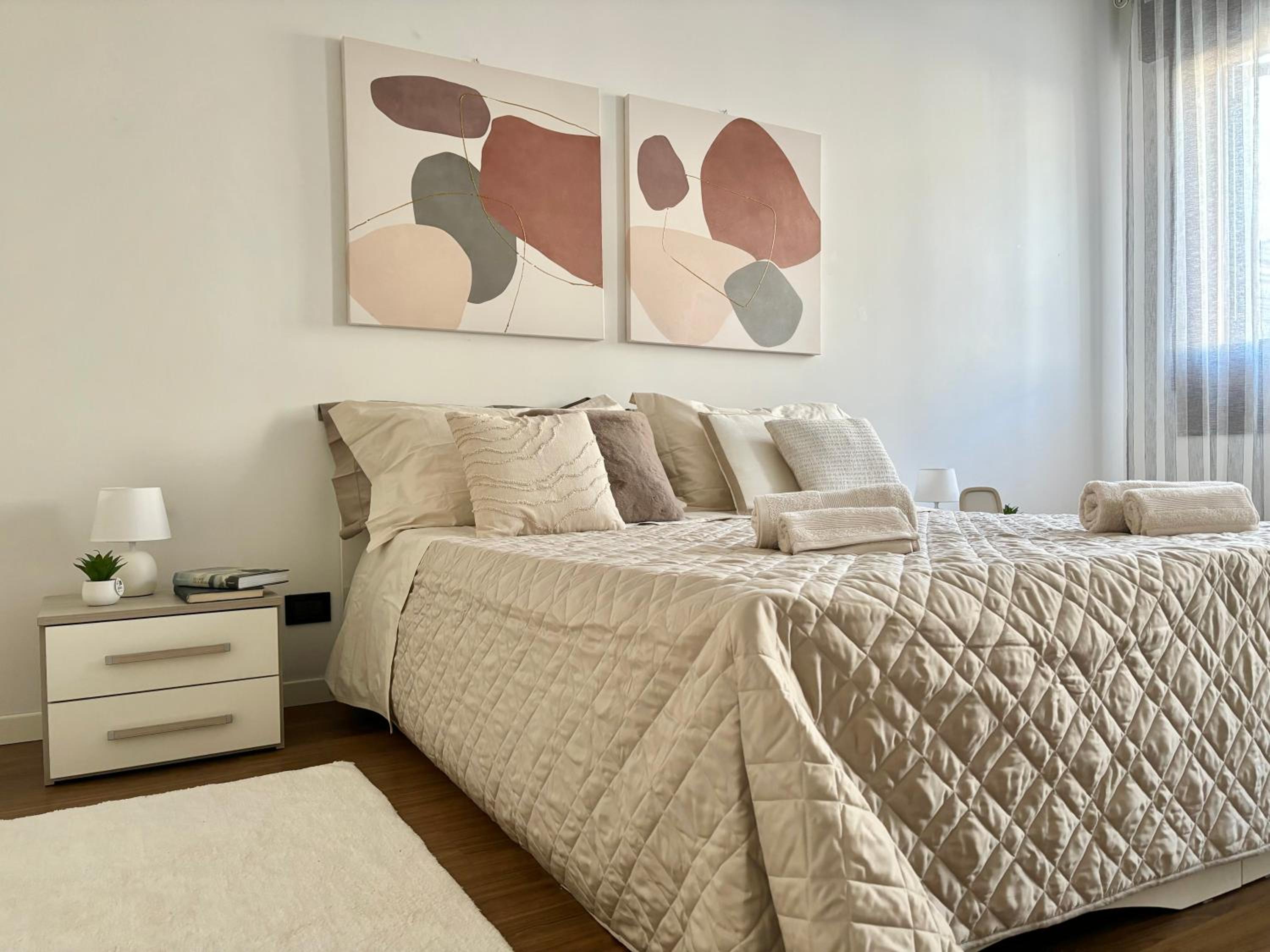 Two-Bedroom Apartment photo 2